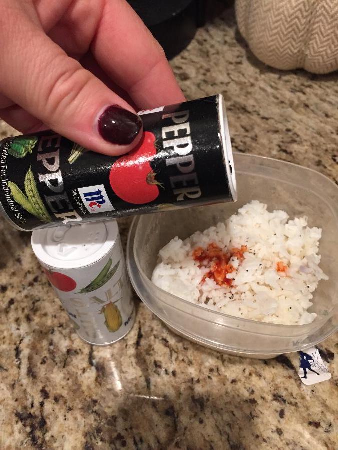 Morton Disposable Salt and Pepper Shaker Set 12/Case