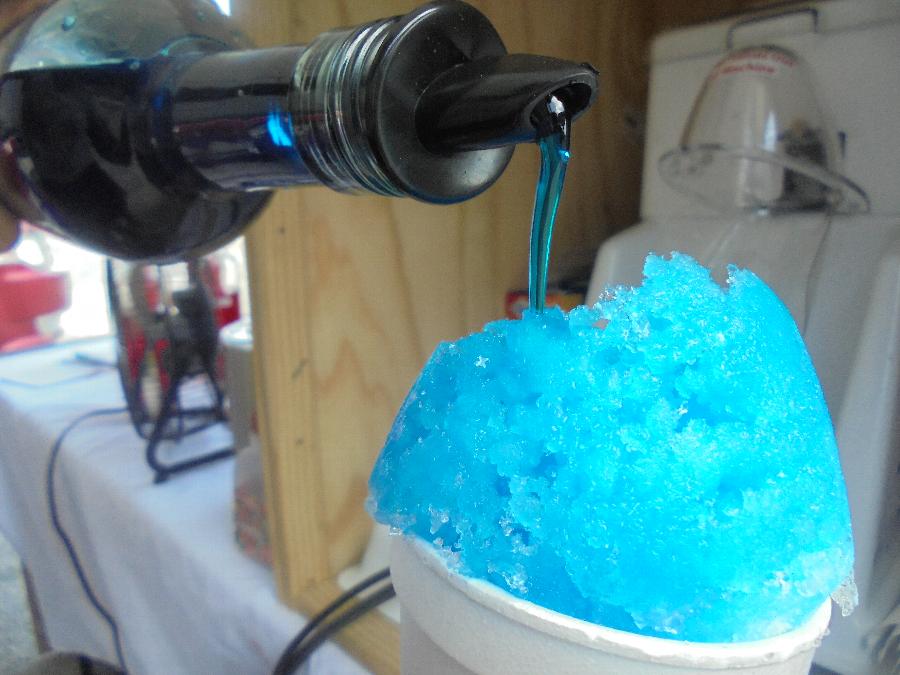 Carnival King 1 Gallon Blue Raspberry Snow Cone Syrup