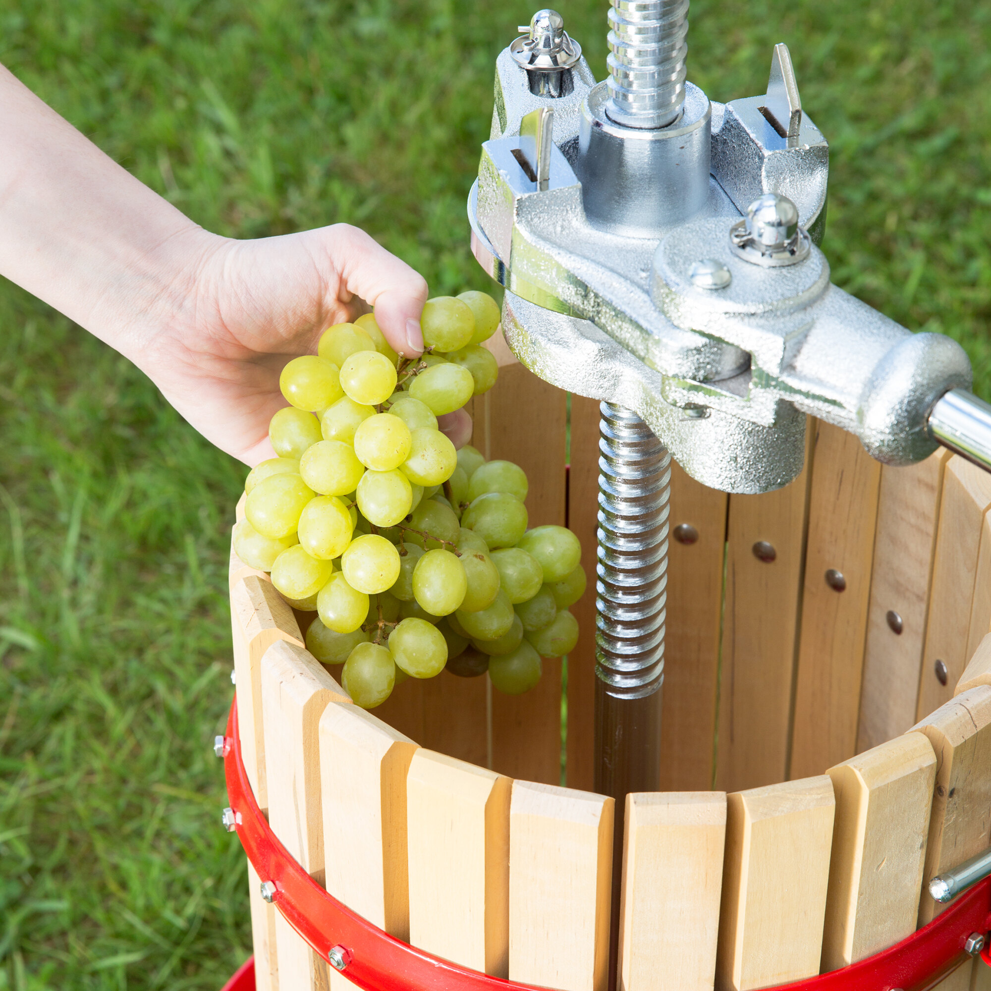 Weston Fruit and Wine Press | Weston 05-0101 18 Qt. Roma Fruit Press