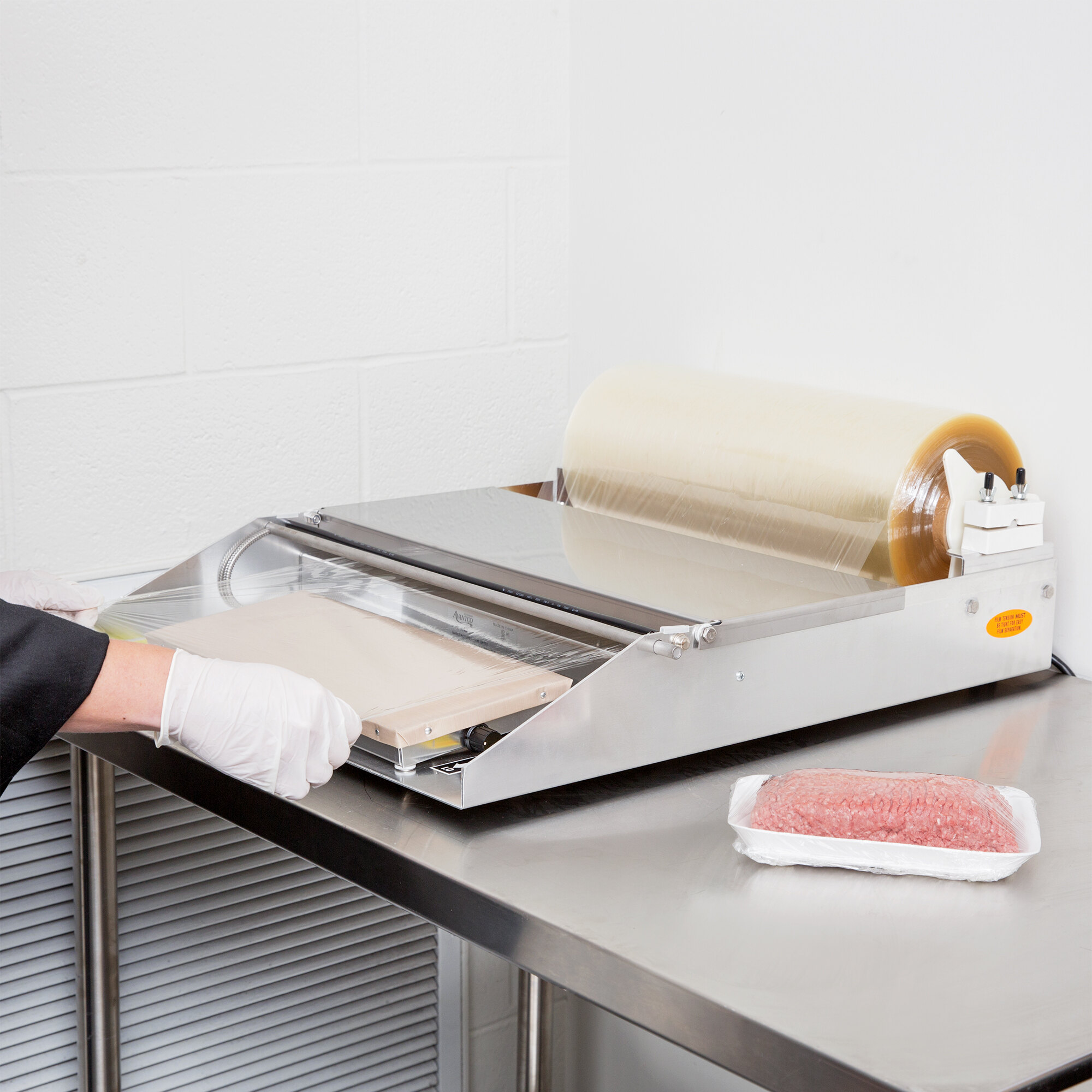 Shrink Wrapping Machine Avantco WM18 Single Roll Film Wrapping