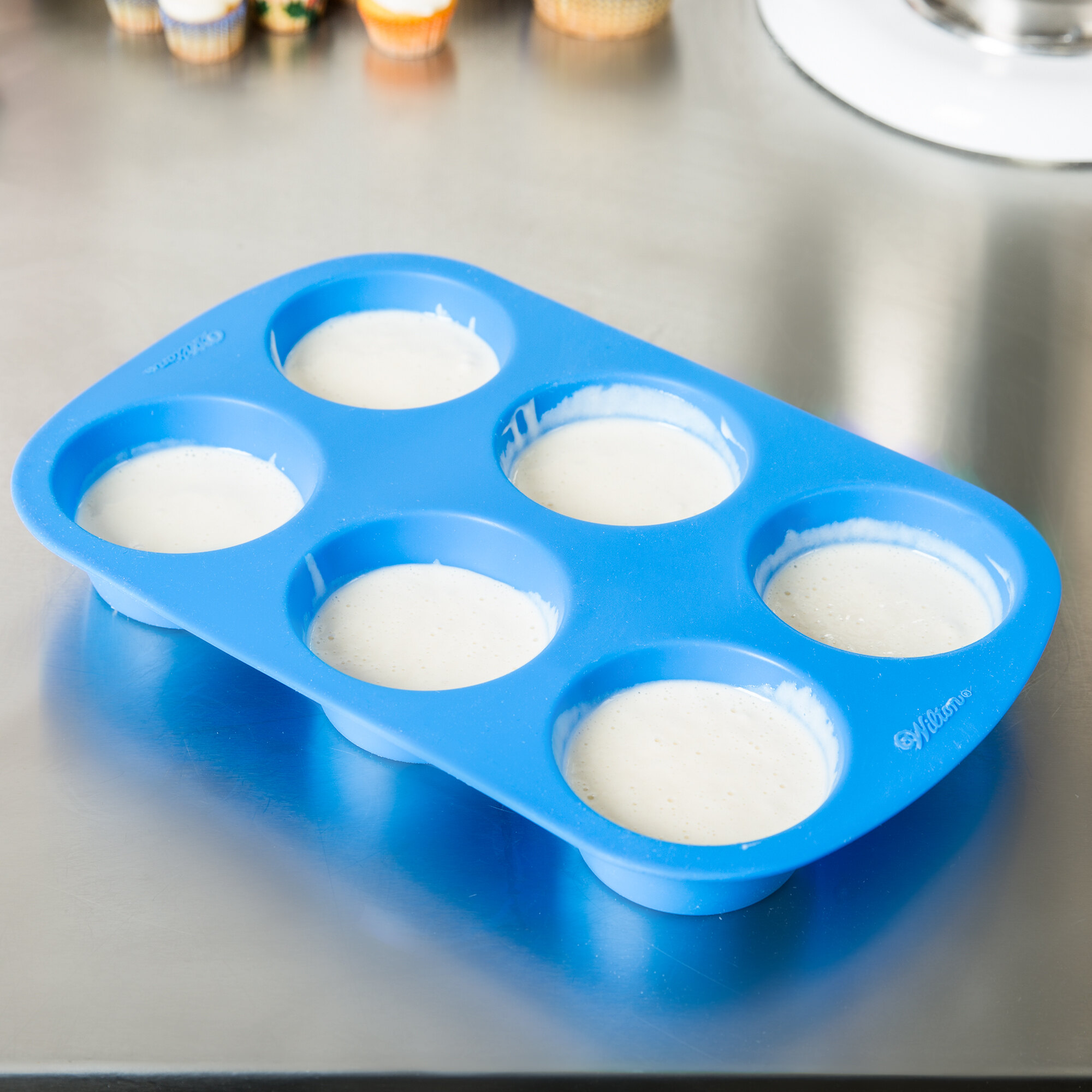 Wilton 21054802 EasyFlex Silicone 6Cup Muffin Mold