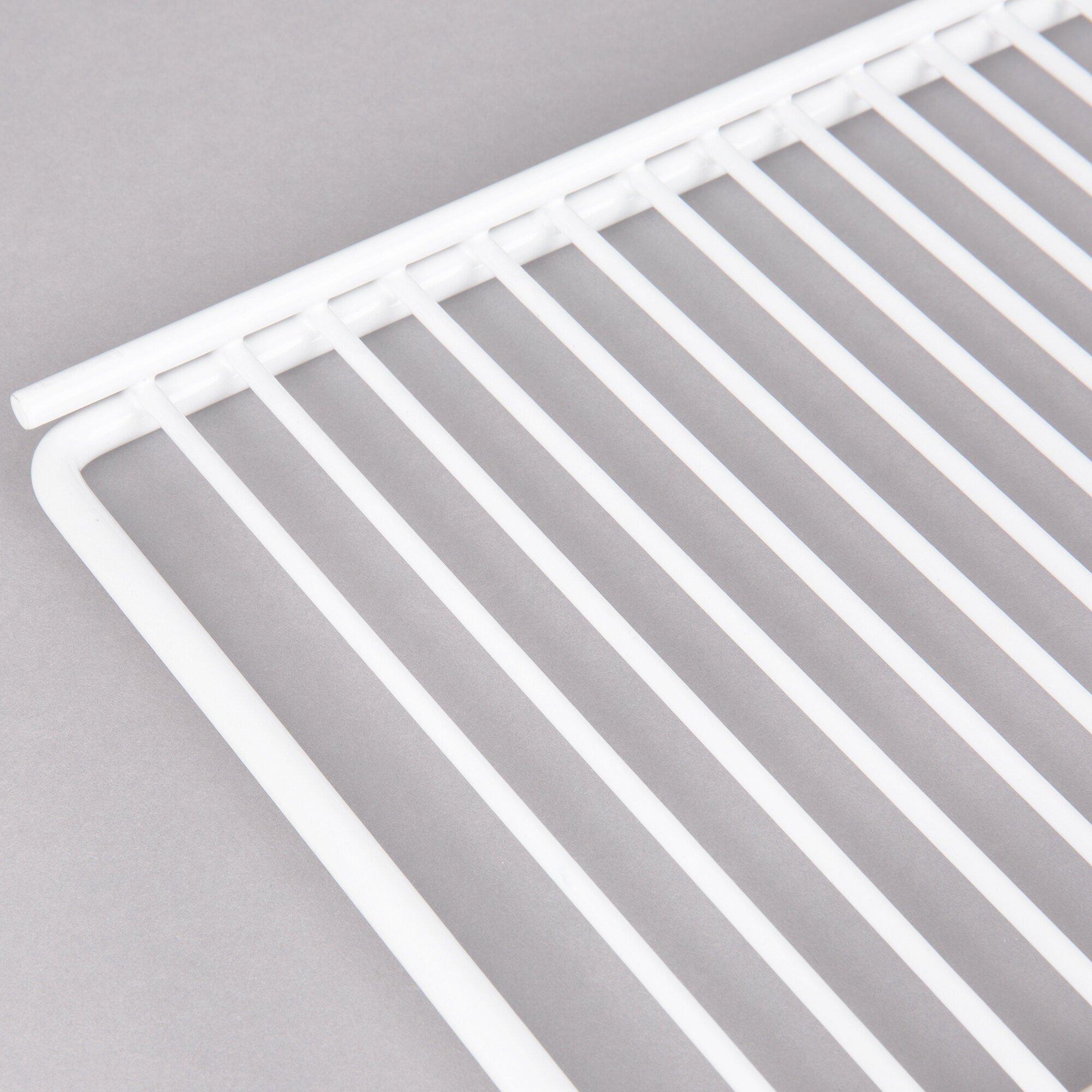 True 213016038 White Coated Wire Shelf 24 9/16" x 22 3/8"