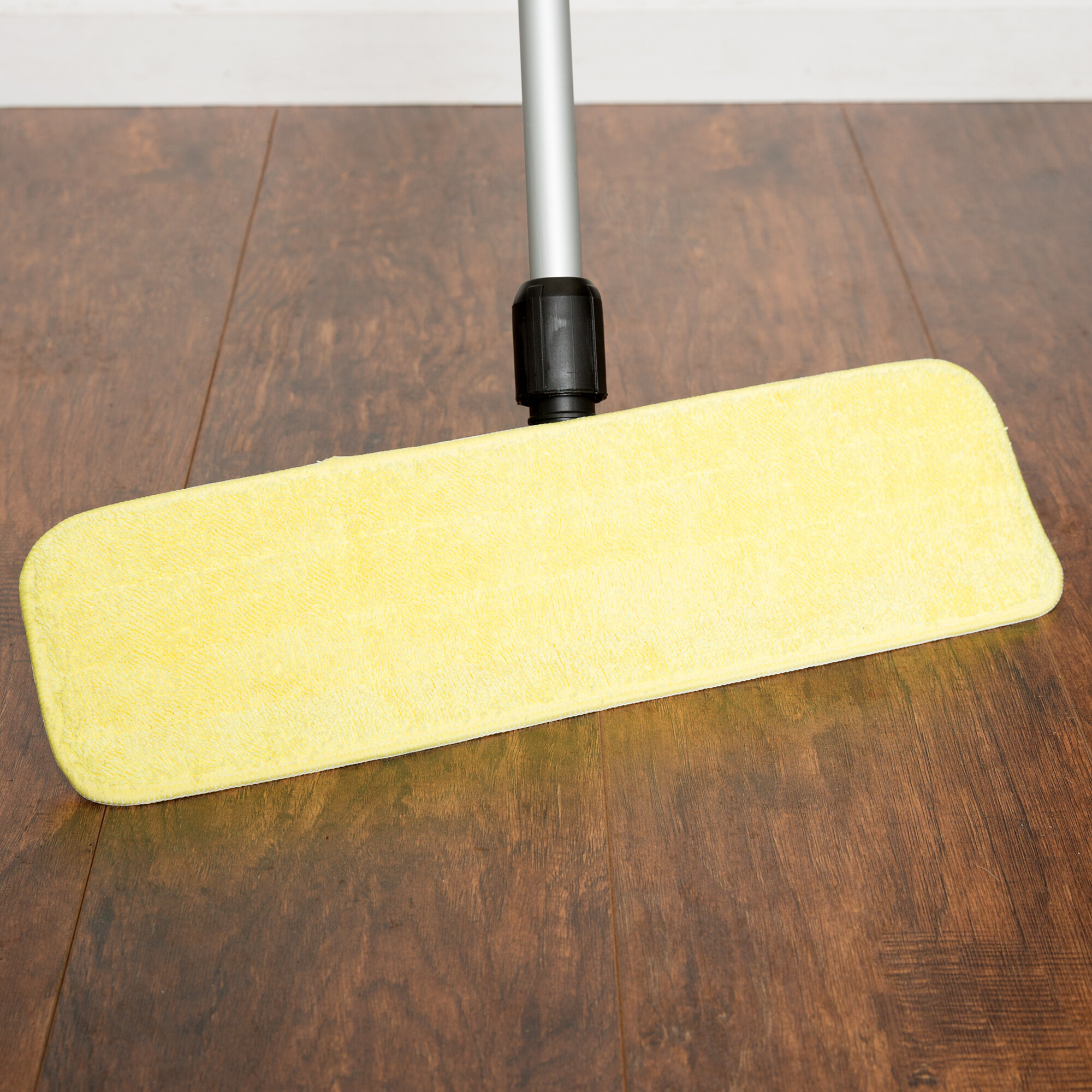 Knuckle Buster MFFM18YL 18" Yellow Microfiber Wet Velcro® Flat Mop Pad