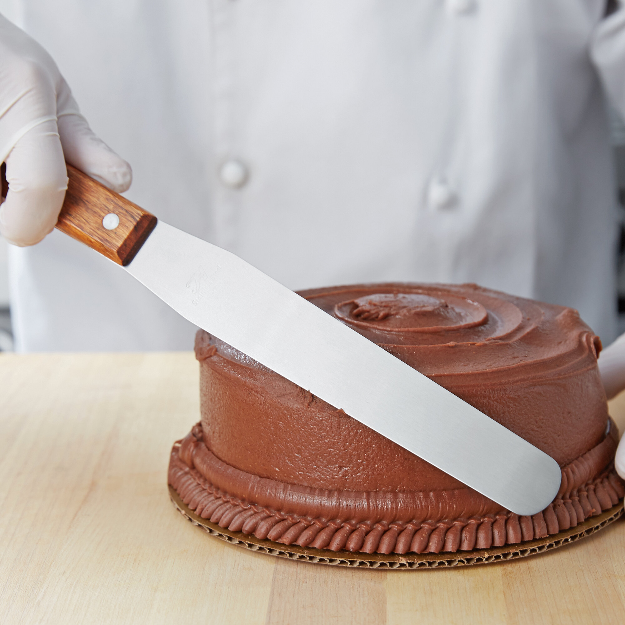 8" Blade Straight Baking / Icing Spatula with Wood Handle