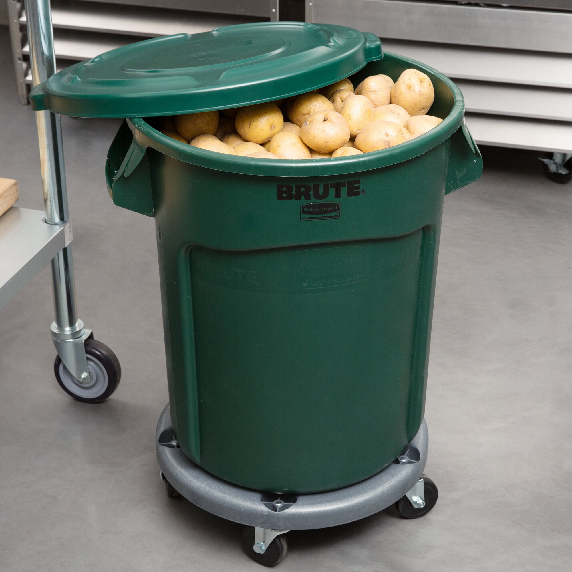 Rubbermaid Brute 20 Gallon Trash Can w/ Dolly