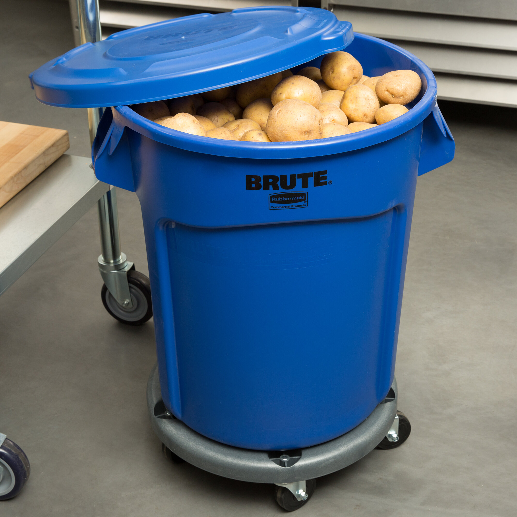 Rubbermaid BRUTE 20 Gallon Blue Round Trash Can with Lid and Dolly