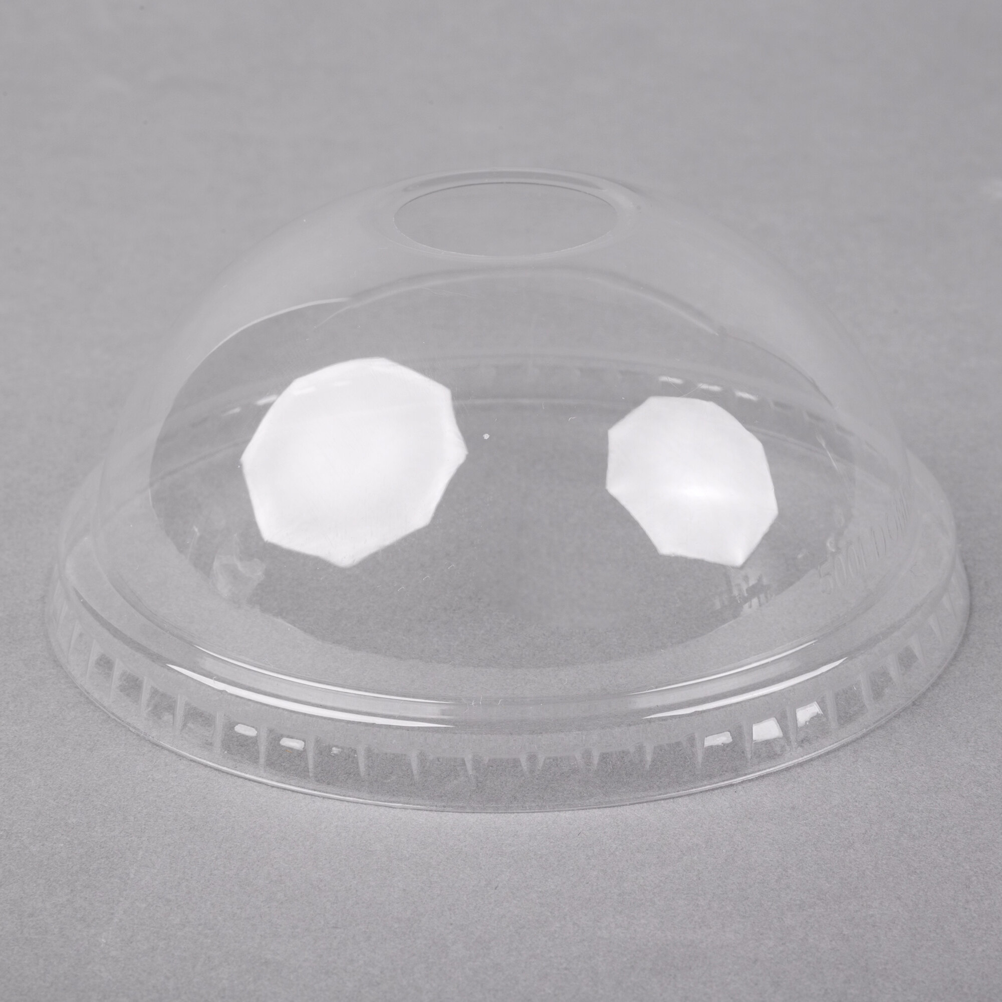 Choice 32 oz. Clear Plastic Dome Lid with Hole 500/Case