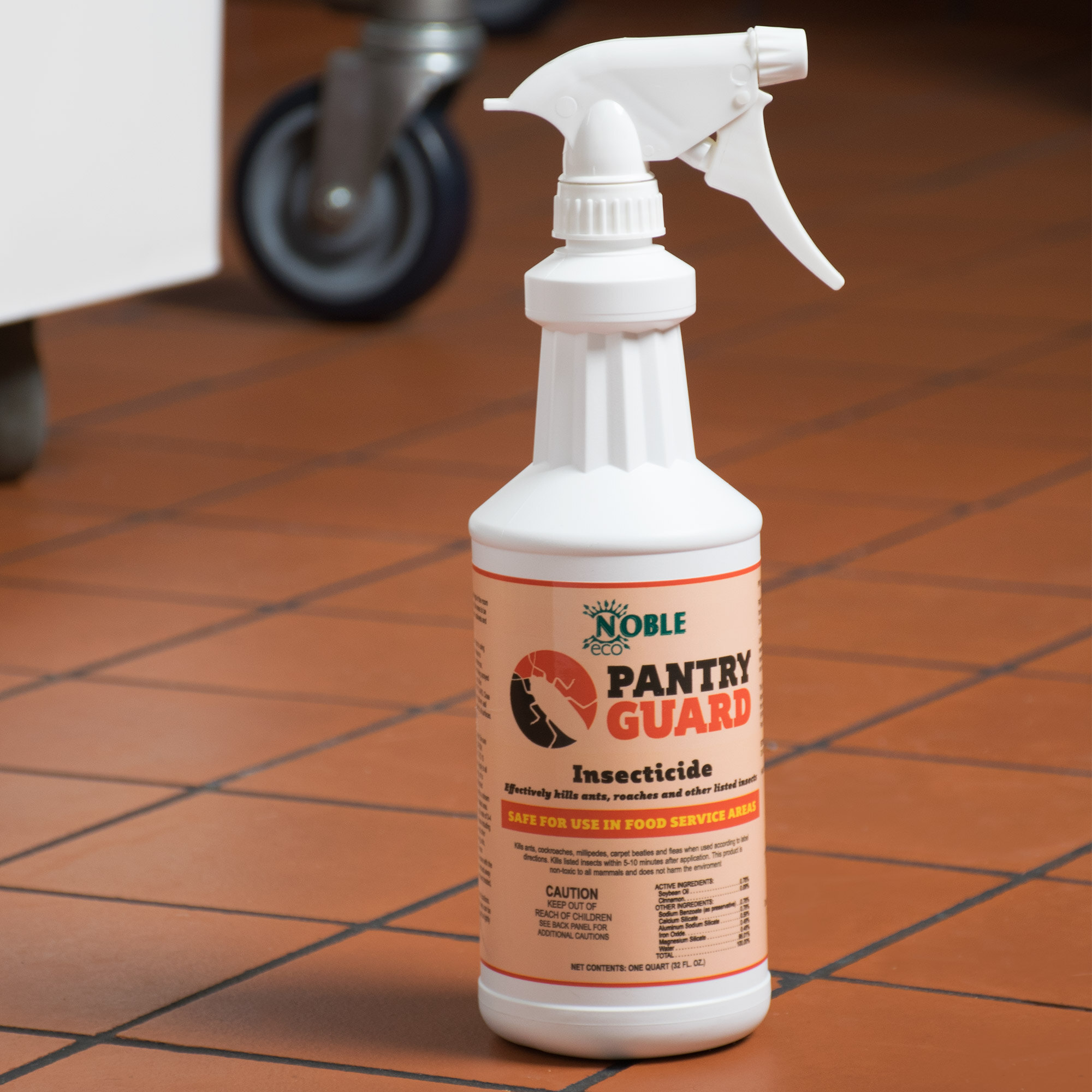 Noble Eco 1 Qt. / 32 oz. Pantry Guard Food Service Safe Insect Killer Spray