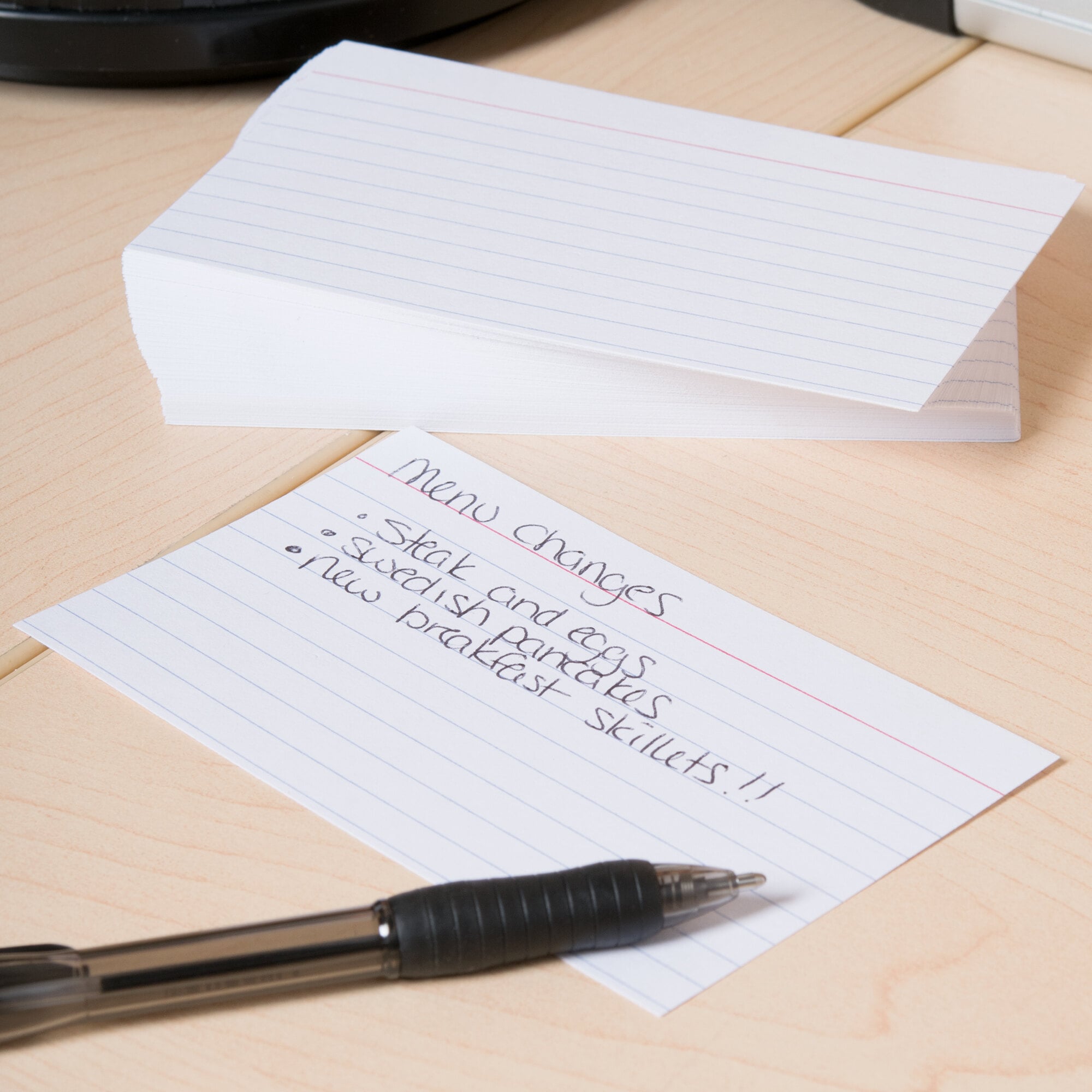 Universal UNV47210 3" x 5" White Ruled Index Card 100/Pack