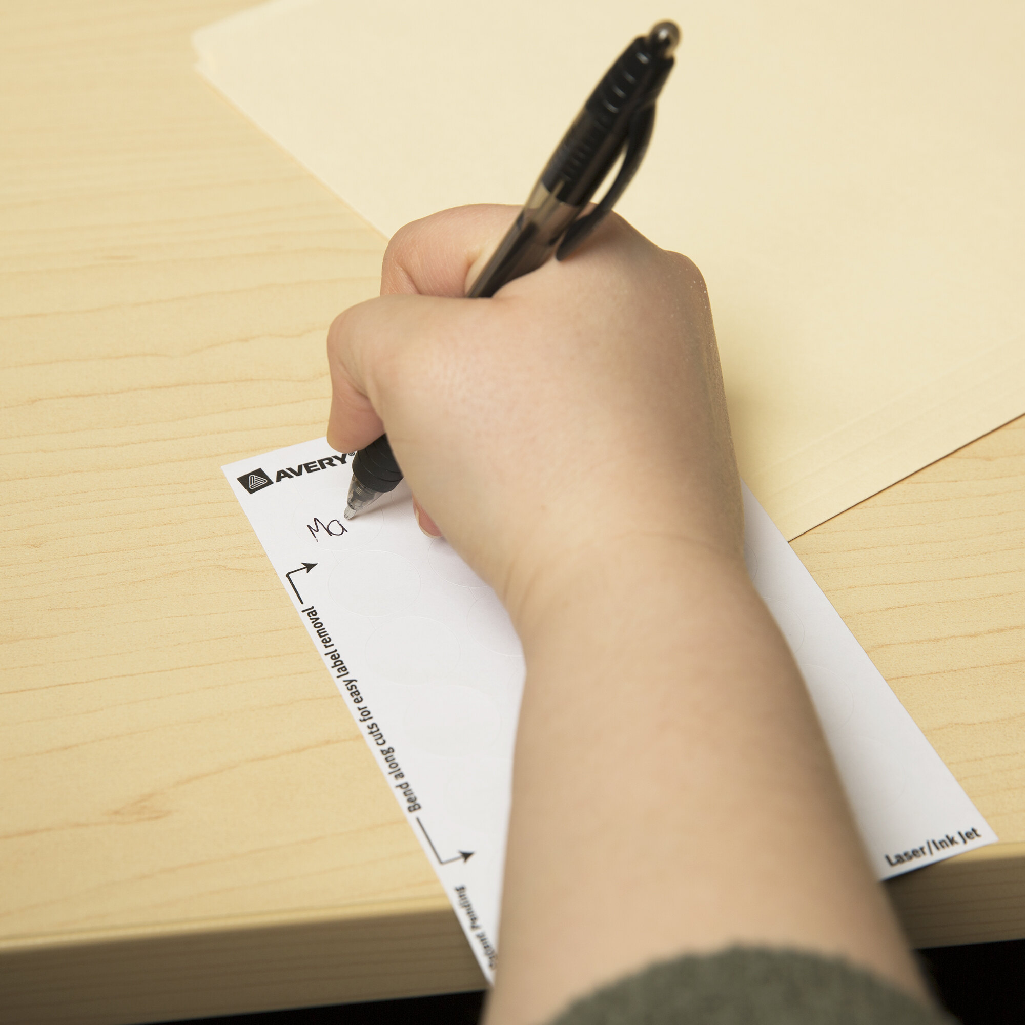 Avery 5408 3 4 White Round Removable Write On Printable Labels 1008 Pack