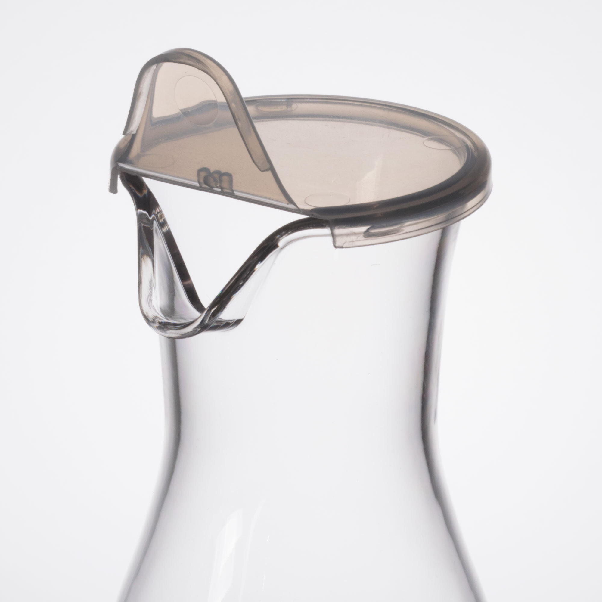 GET BW1892CL 64 oz. Customizable Polycarbonate Wine / Juice Decanter with Lid