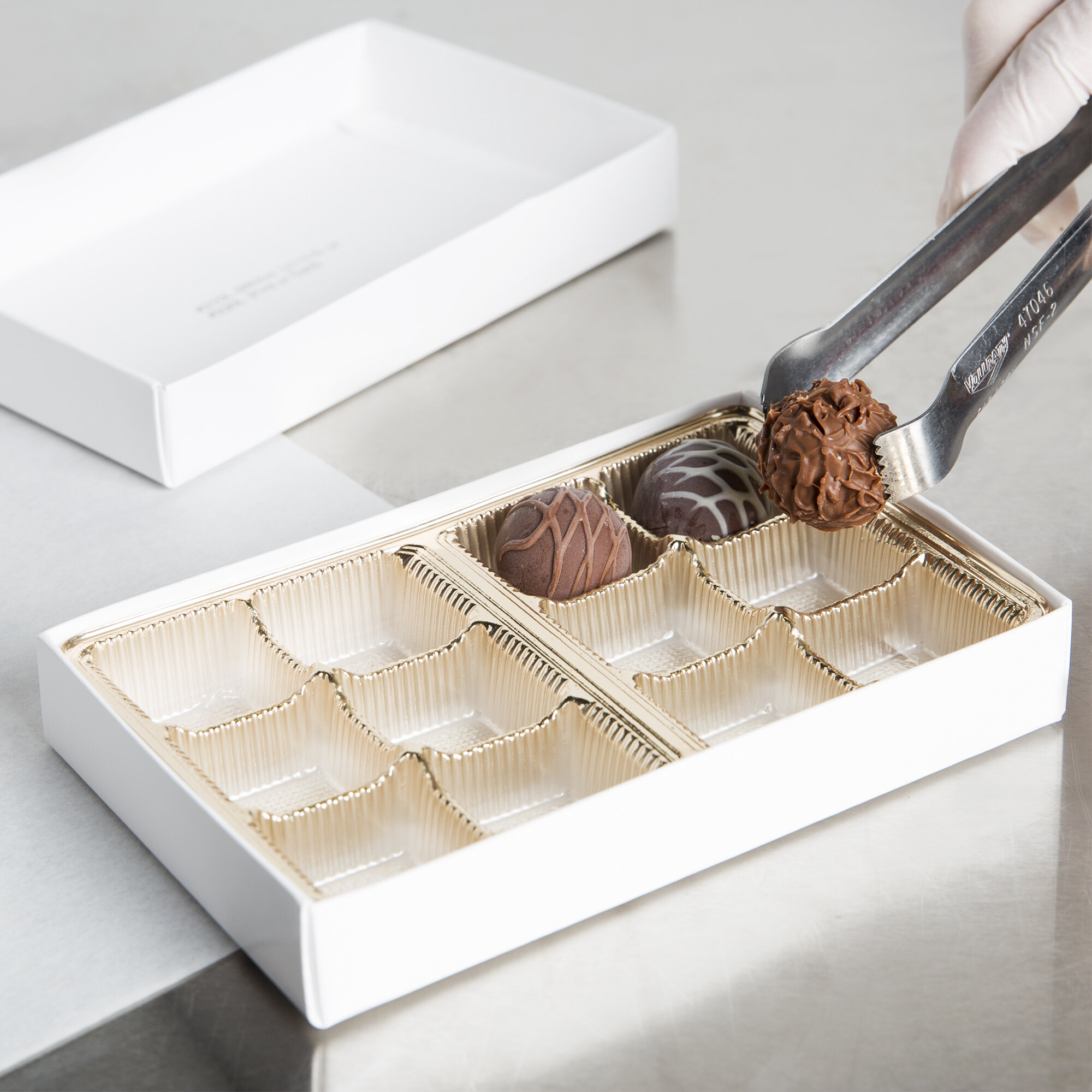 6 7/8" x 4 1/4" x 7/8" Gold 12Cavity Candy Tray 250/Case