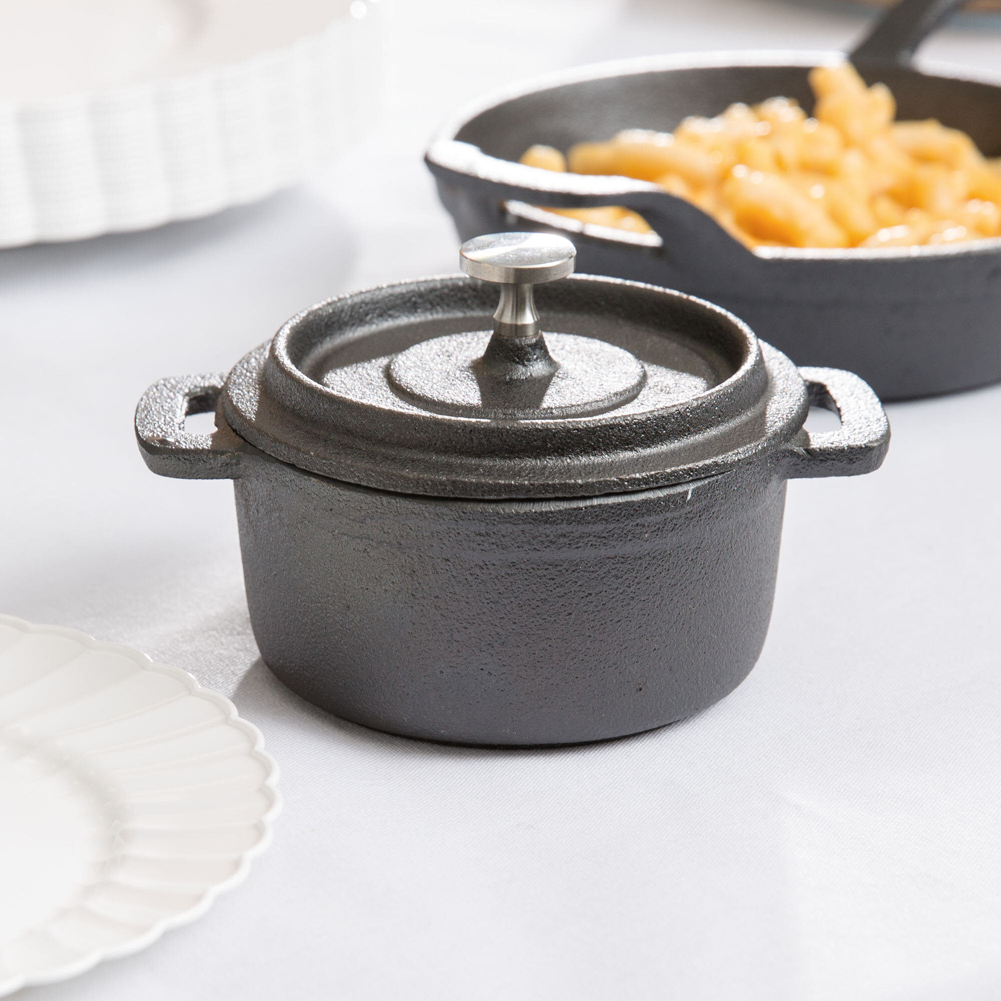 American Metalcraft CIPR42 9 oz. PreSeasoned Mini Cast Iron Pot with Cover