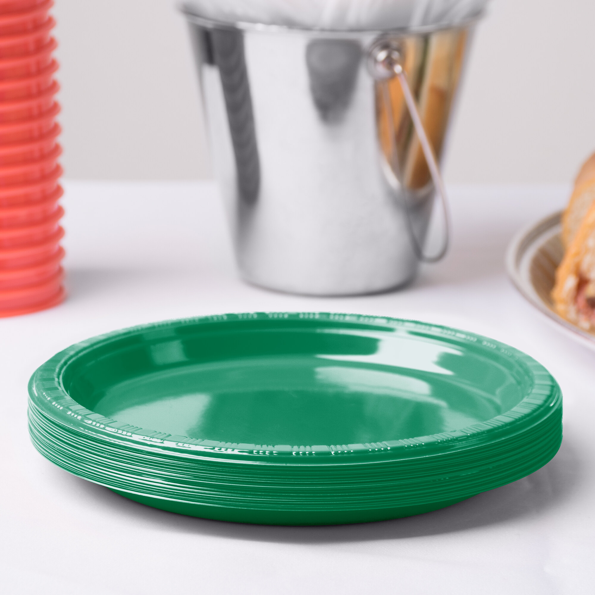 Creative Converting 28112011 7" Emerald Green Plastic Plate 20/Pack