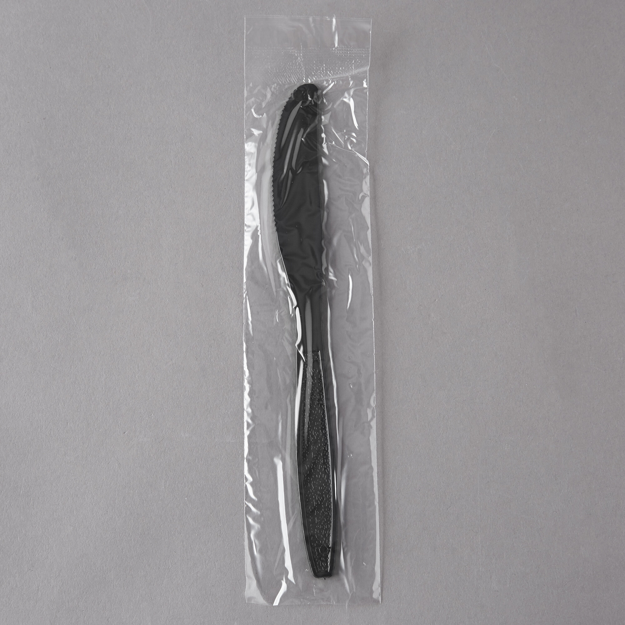 Visions Individually Wrapped Black Heavy Weight Plastic Knife 250/Pack