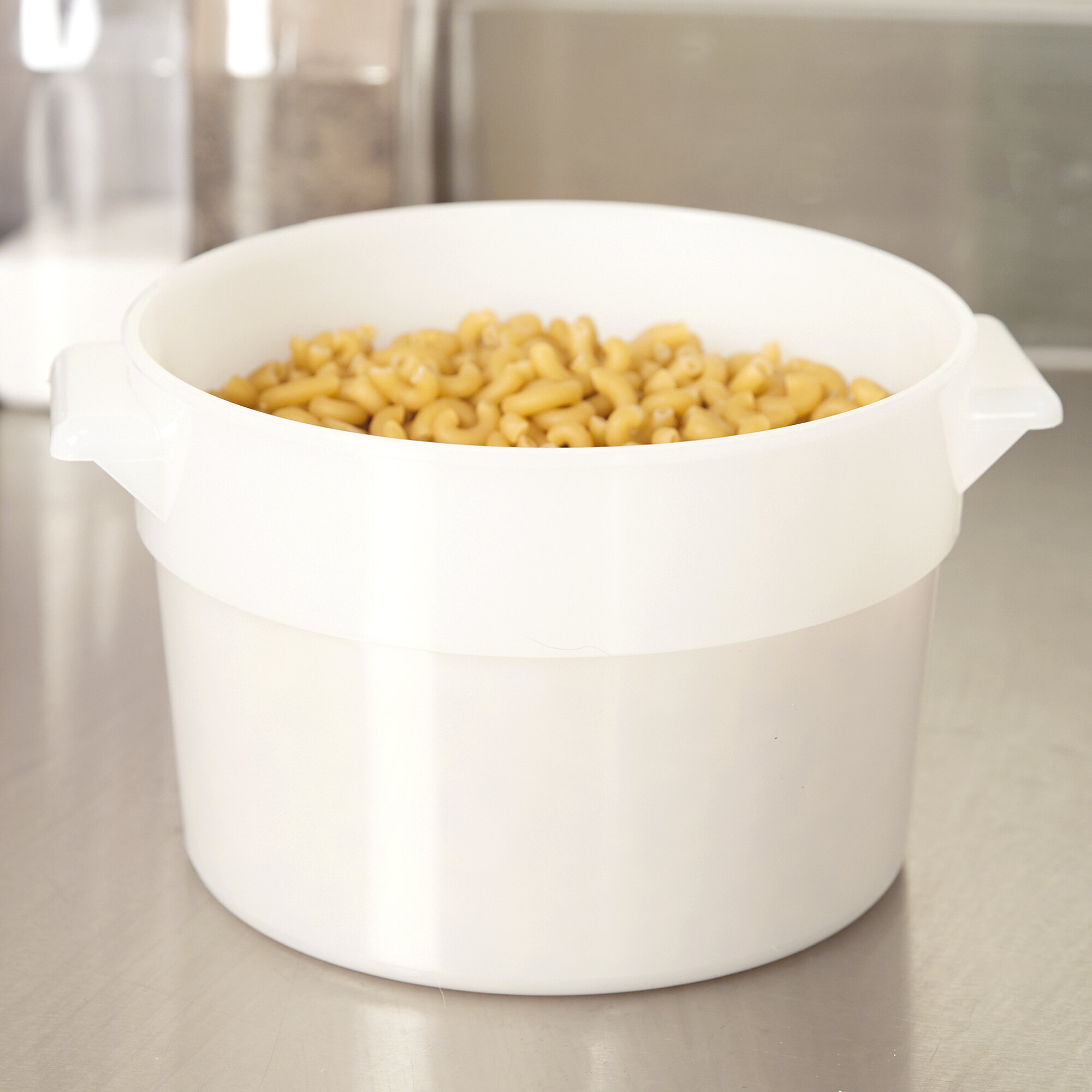 Carlisle 020002 2 Qt. White Round Food Storage Container