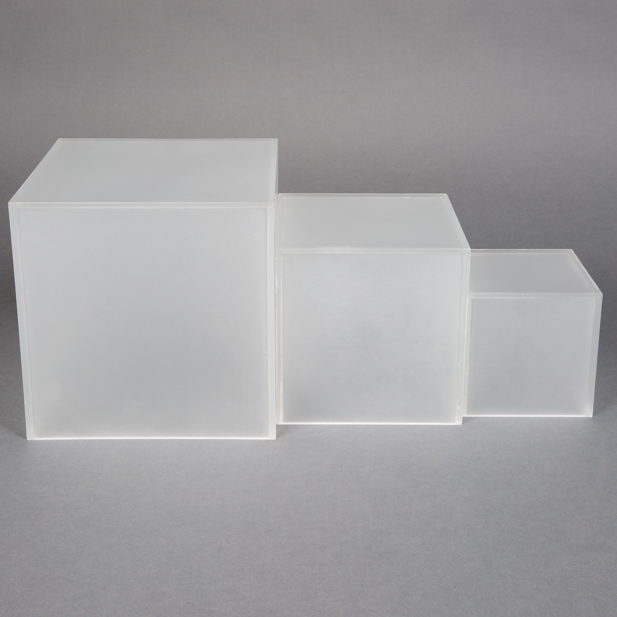 American Metalcraft AC579 Set of Three Frosted Acrylic Cube Risers