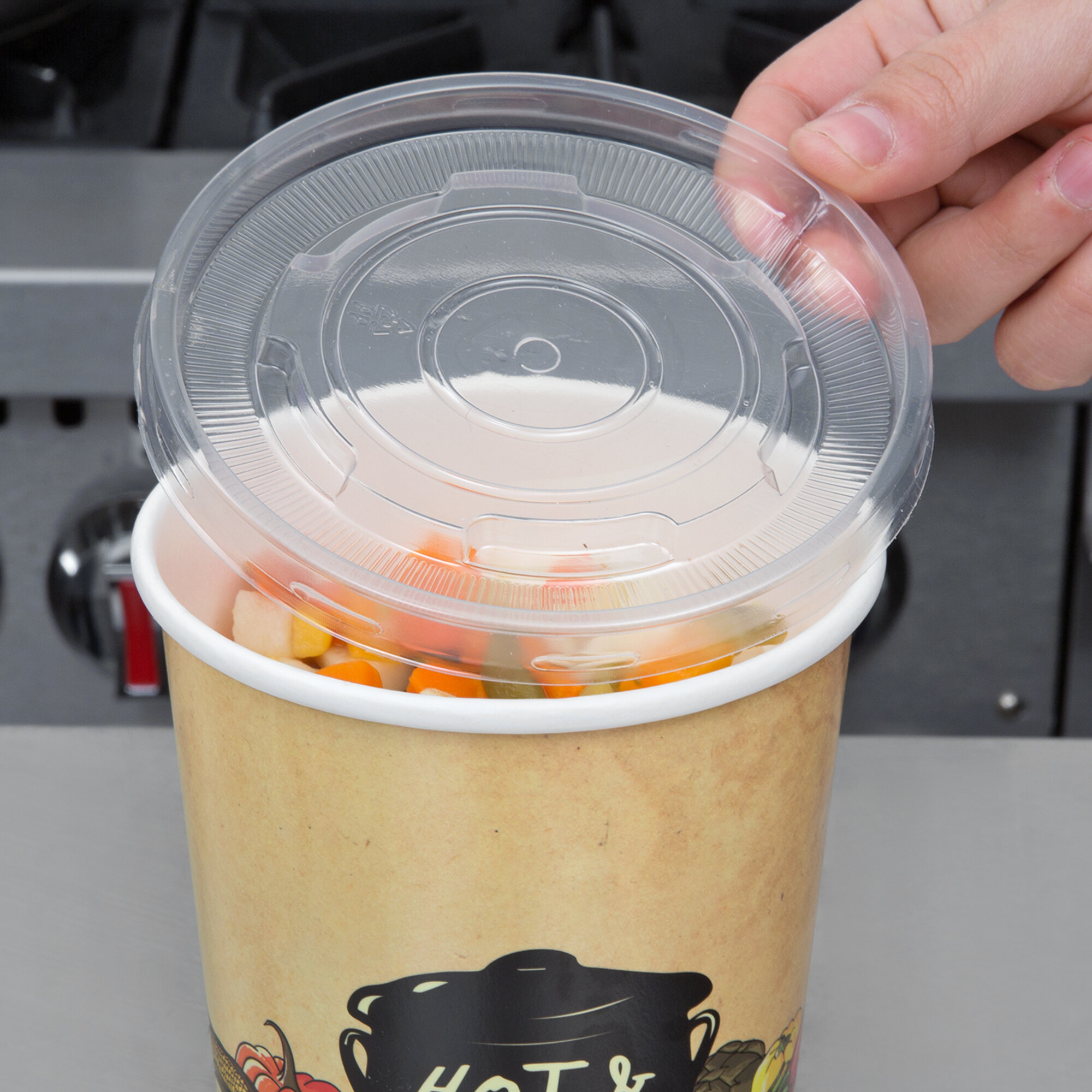 Choice 32 oz. Clear Plastic Soup  Hot & Cold Food Cup Vented Lid - 50Pack