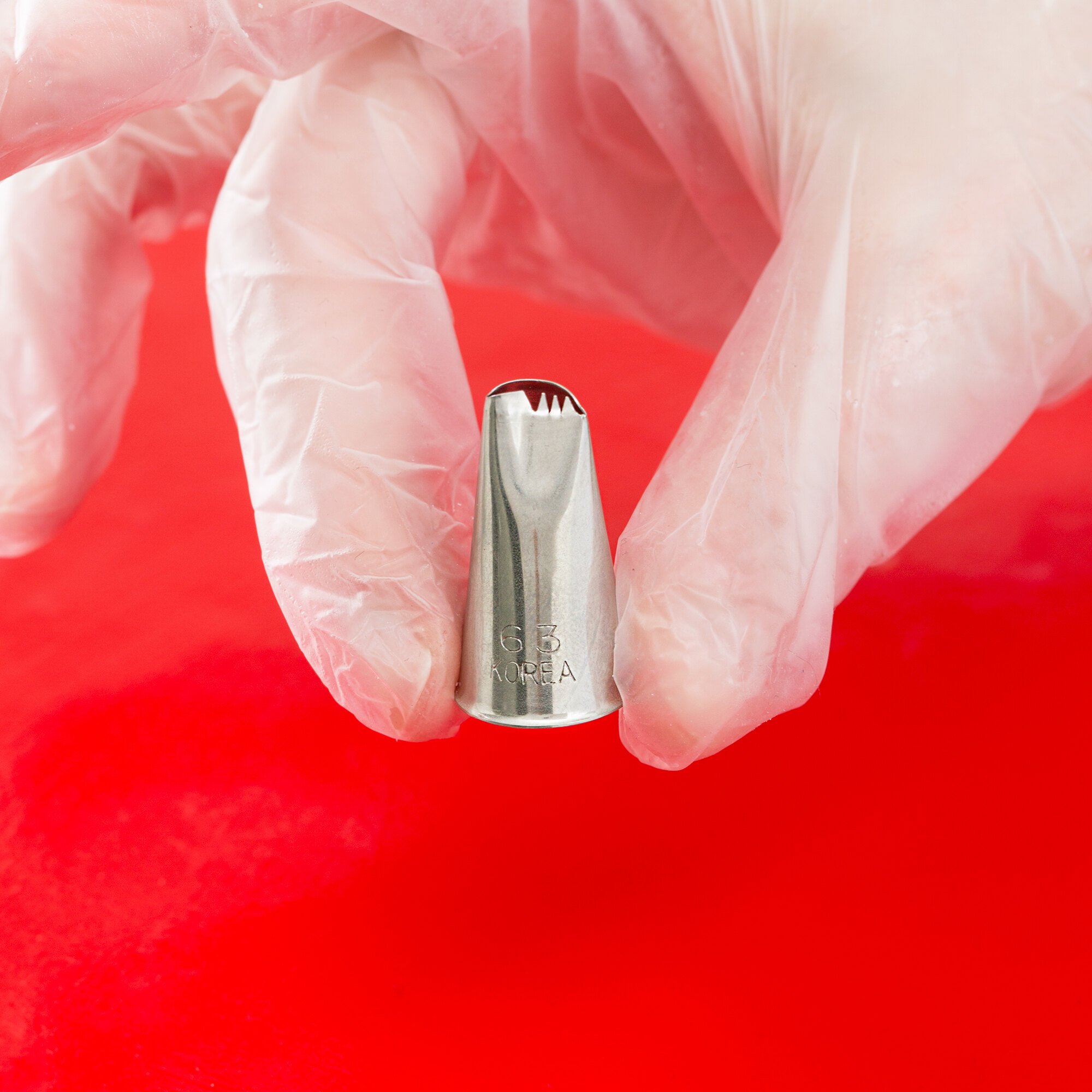 Ateco 63 Curved Petal Piping Tip