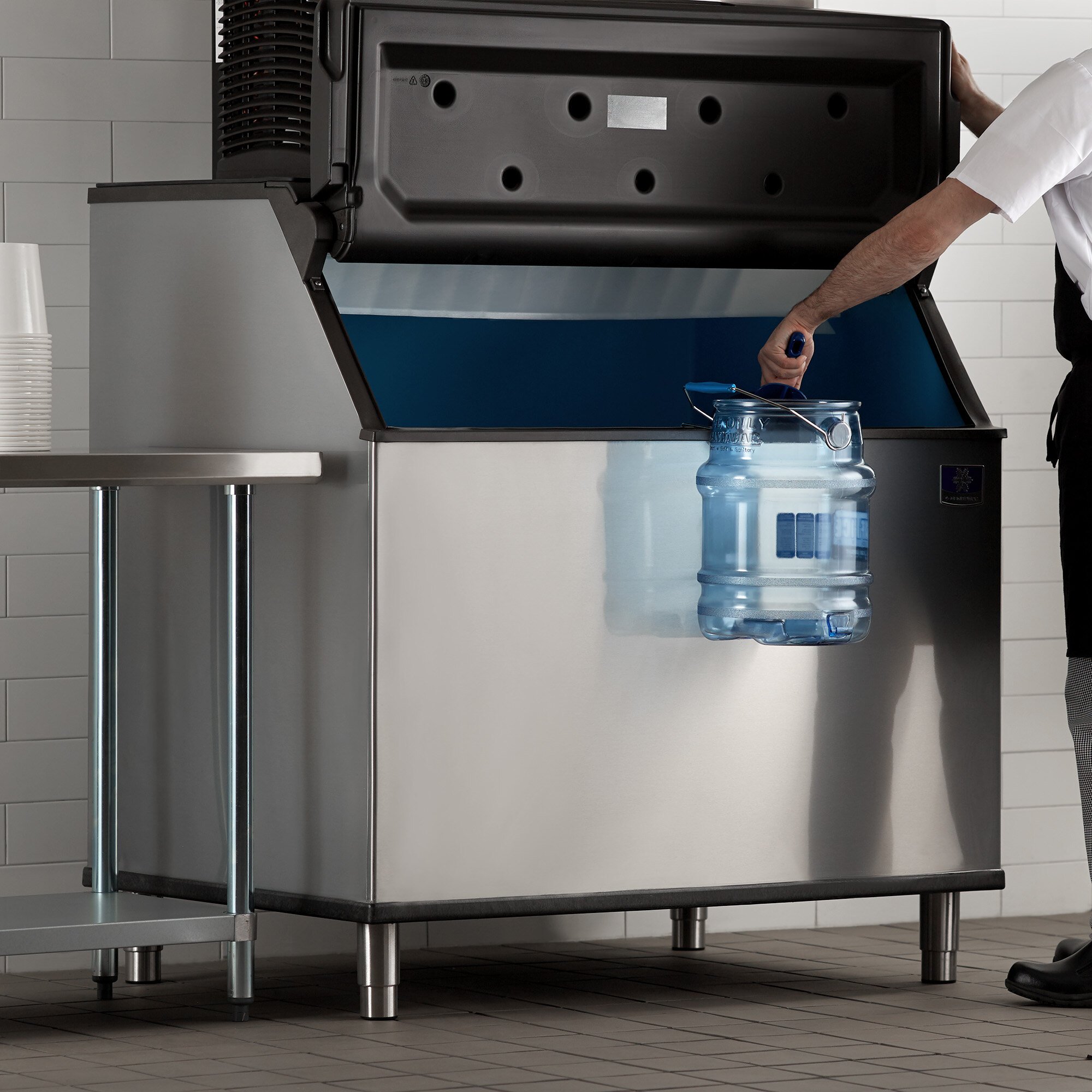 Manitowoc D970 Ice Storage Bin 882 lb.