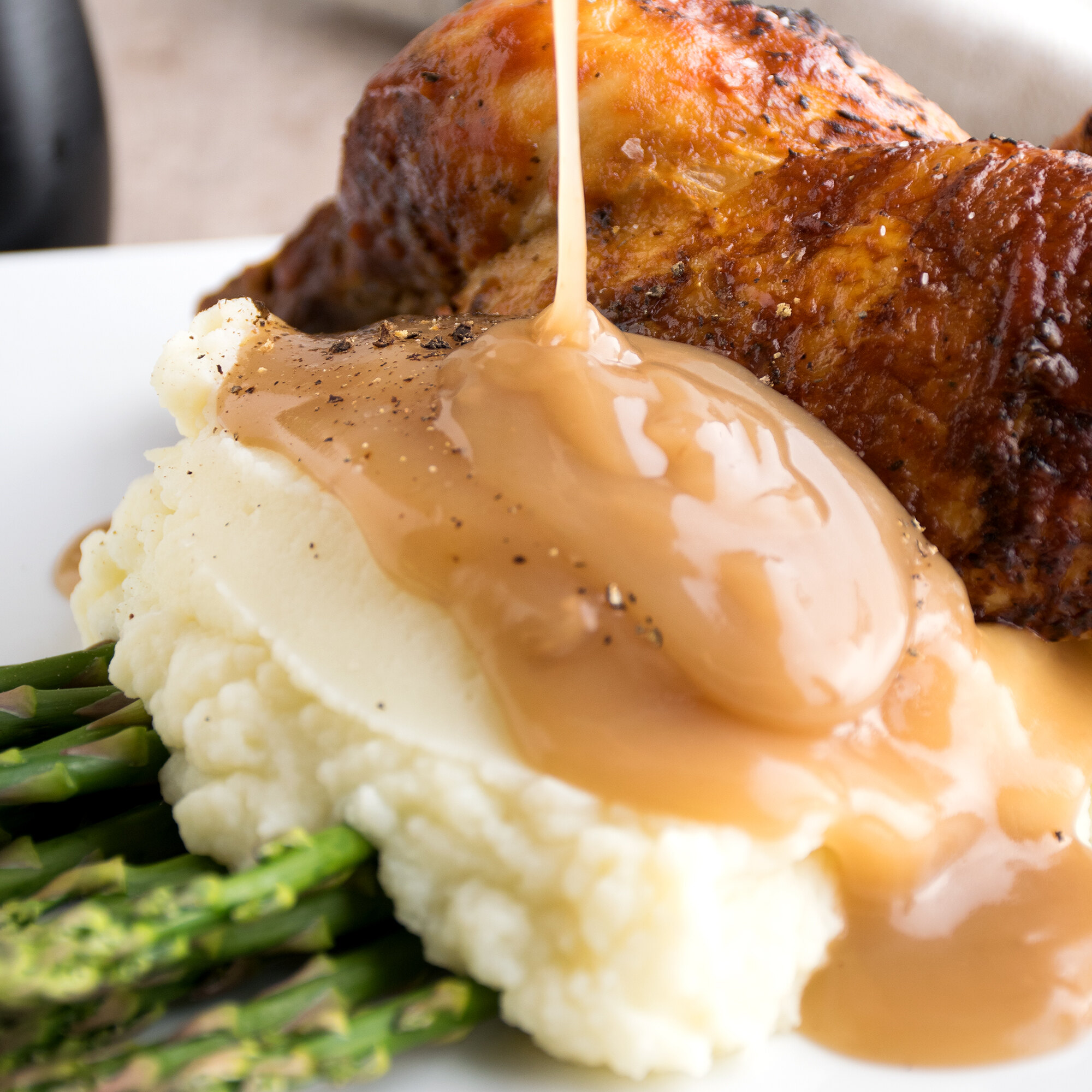 Campbell's Canned Turkey Gravy 12/Case (50 oz. Cans)