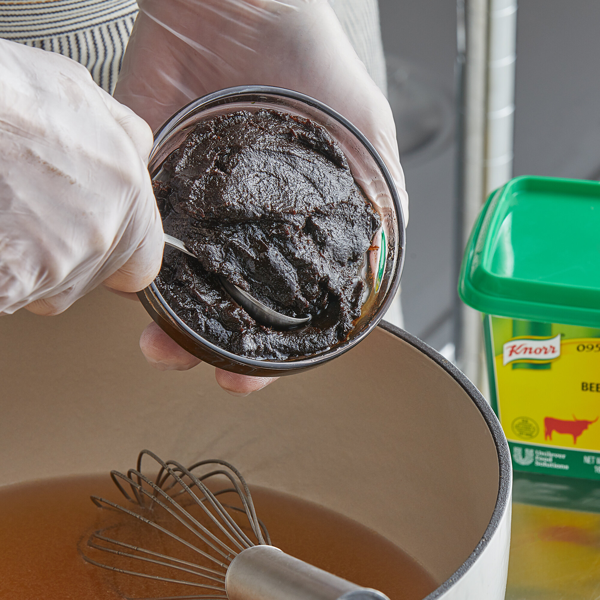 Knorr Beef Base 1 lb. Container