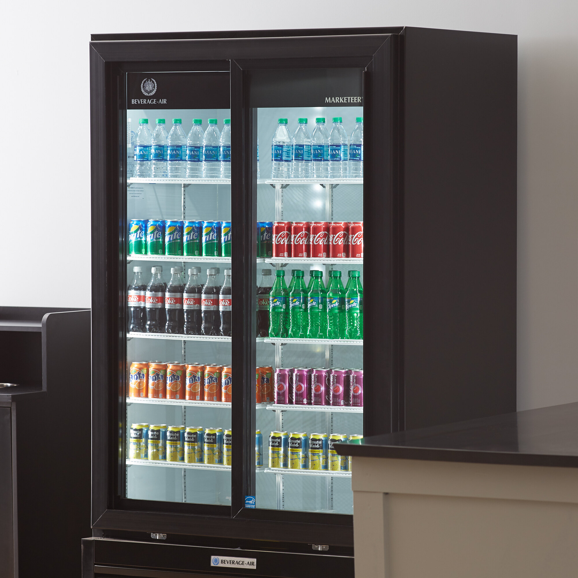 BeverageAir MT491SDB 47" Marketeer Series Black Refrigerated Sliding