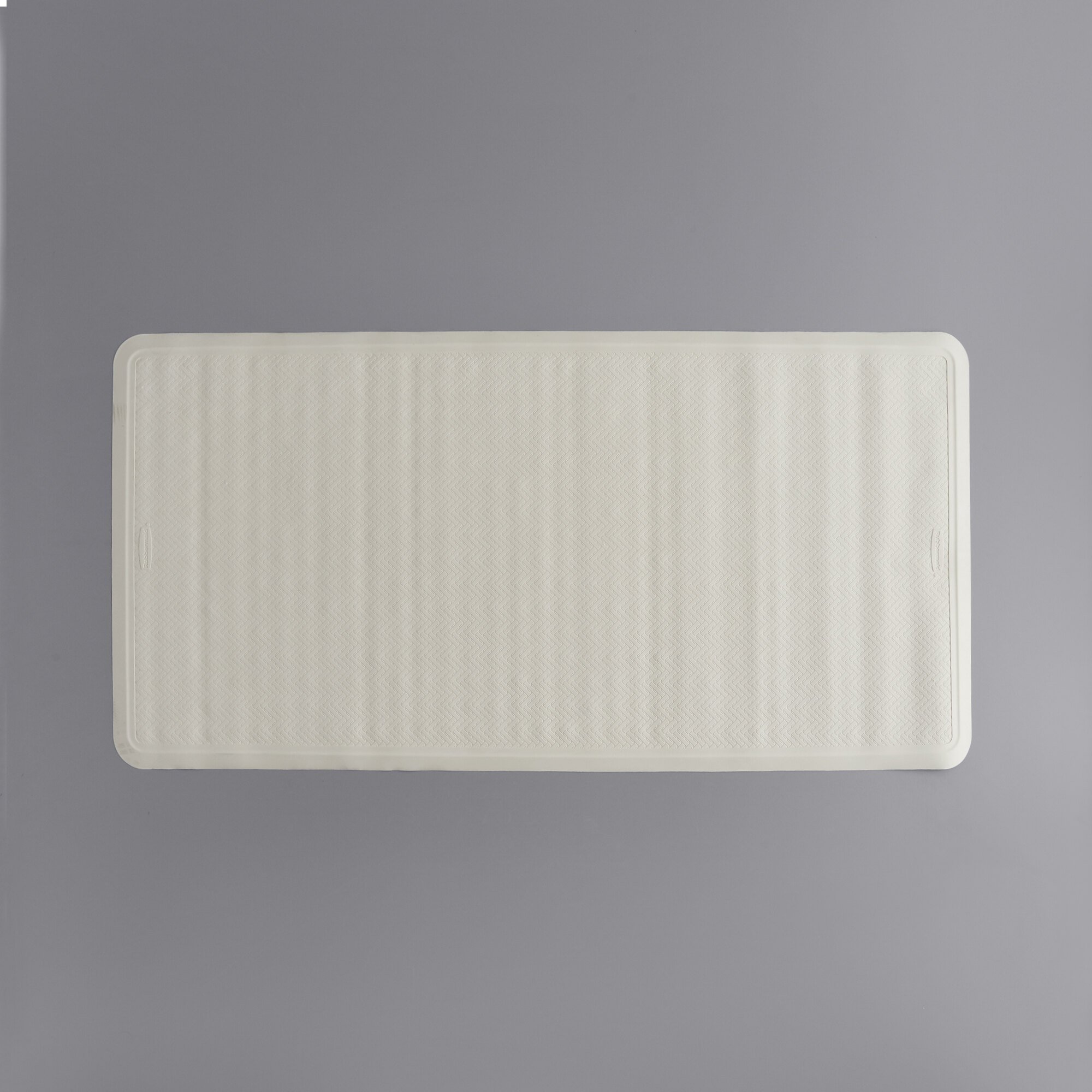 Rubbermaid 1982729 SaftiGrip 36" x 18" White Rubber Bath Mat