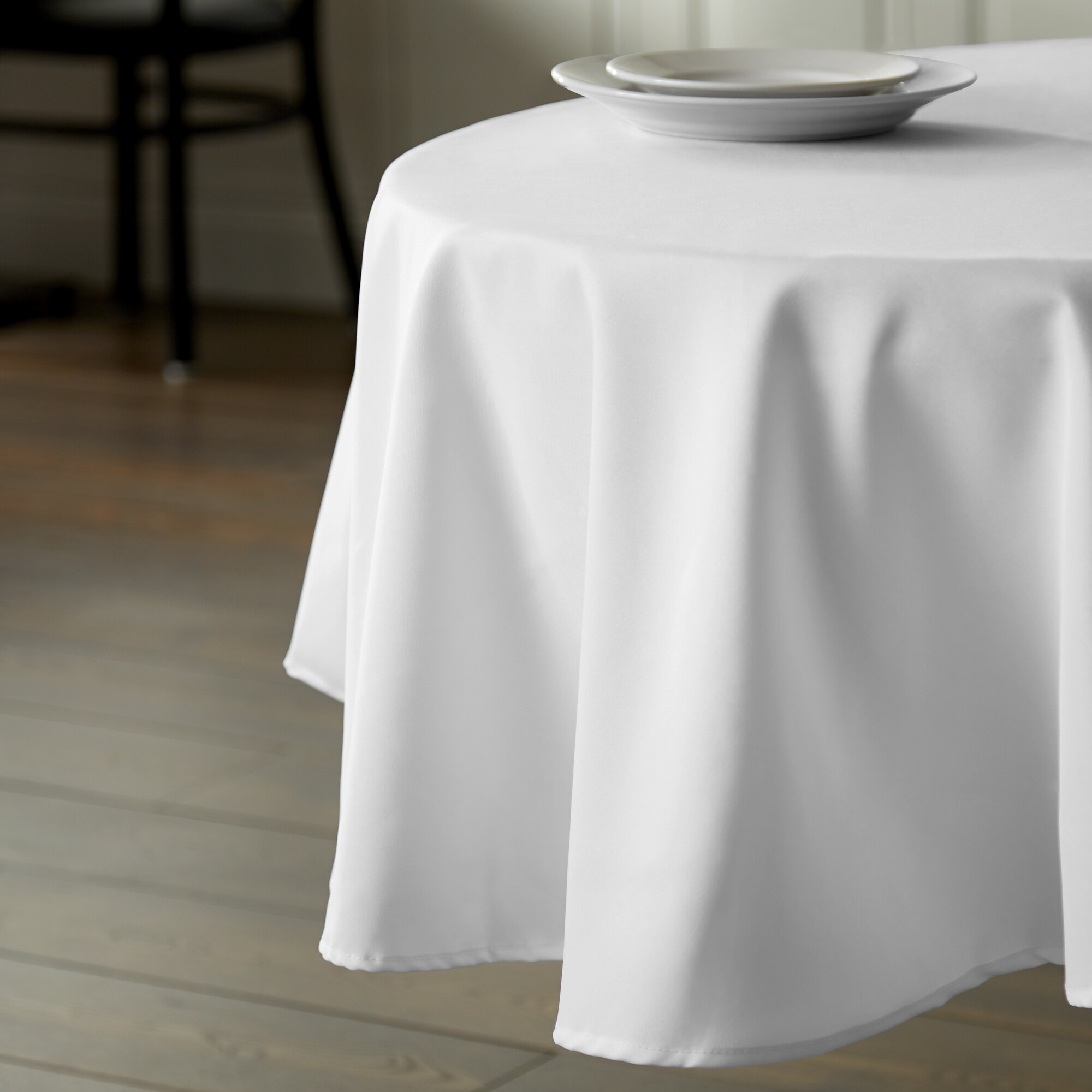 Intedge 64" Round White 100 Polyester Hemmed Cloth Table Cover