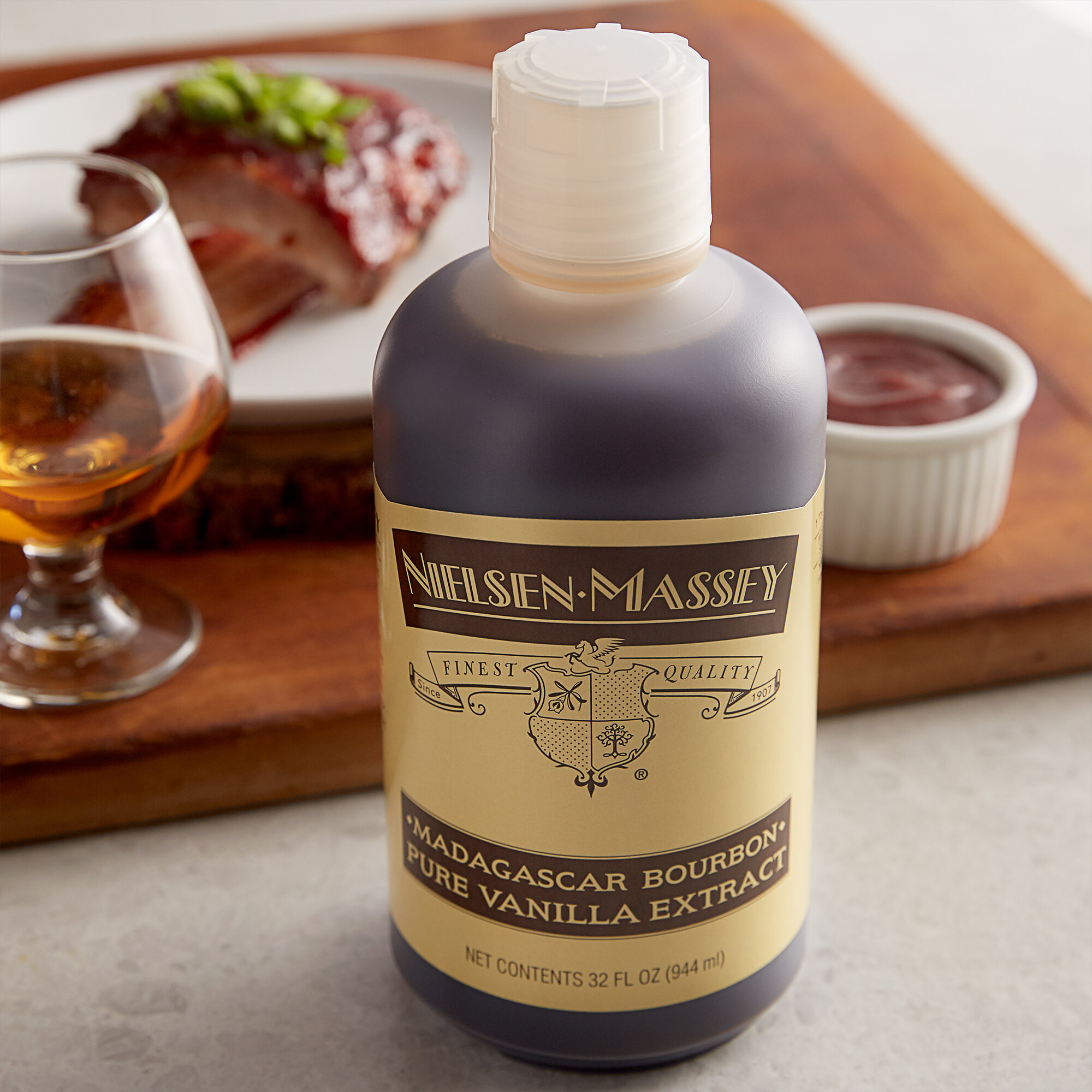 NielsenMassey 32 oz. Madagascar Bourbon Vanilla Extract