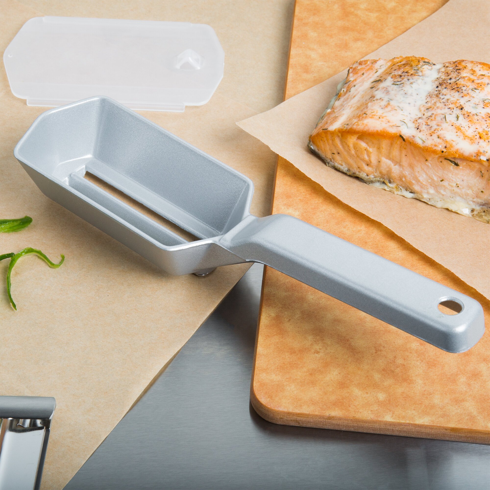 Matfer Bourgeat Aluminum Fish Scaler with Plastic Cover