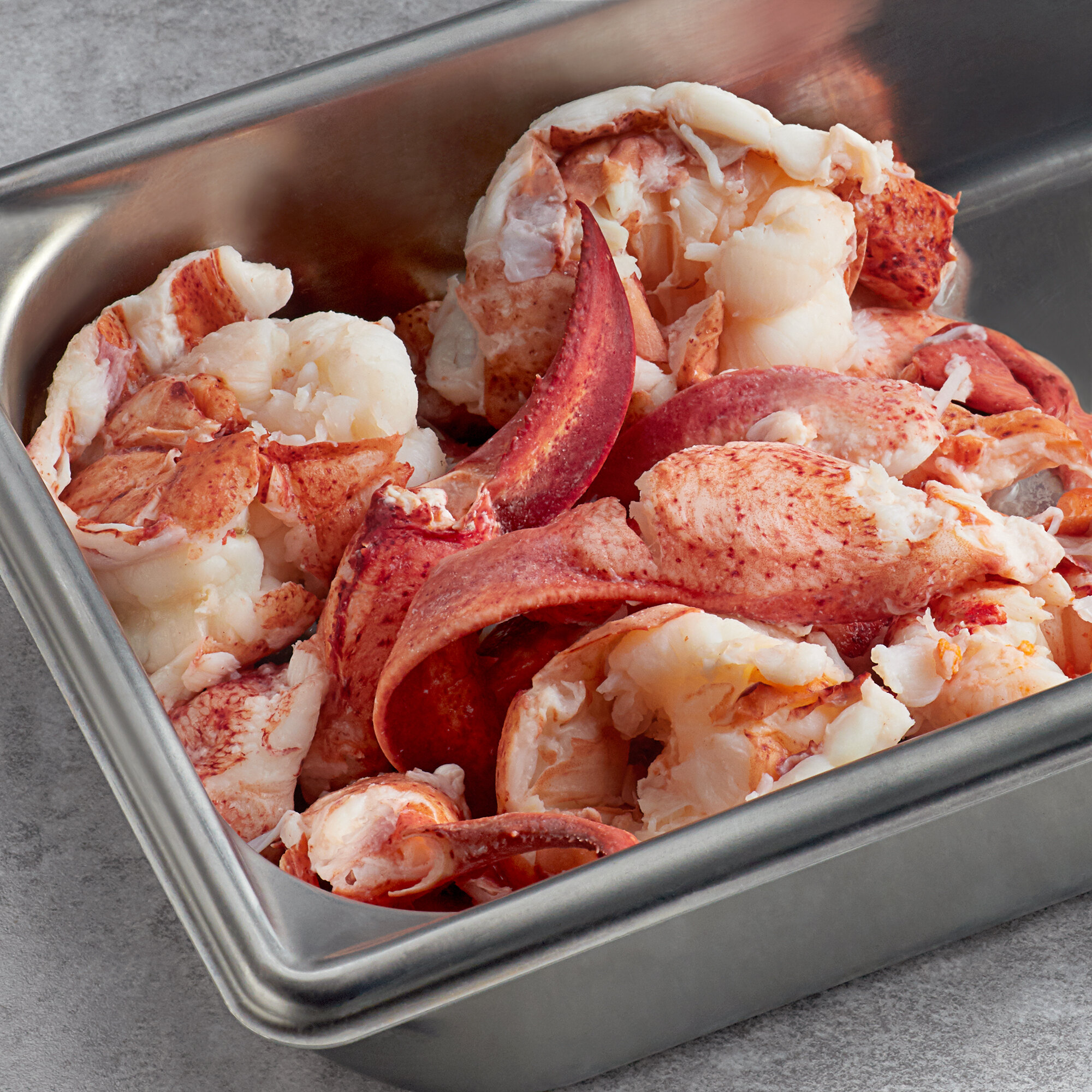 Boston Lobster Company 4 lb. Fresh Tail, Claw, and Knuckle Lobster Meat