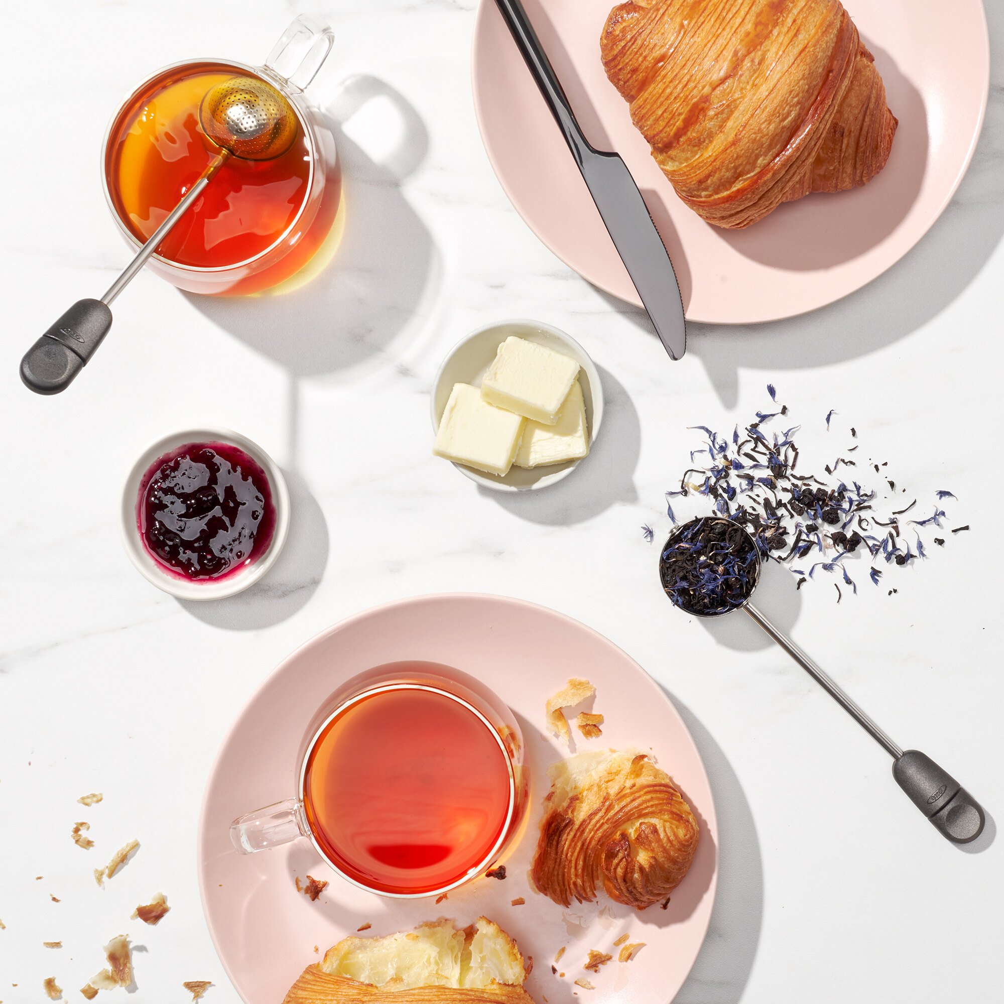 OXO 1410280 1 5/8" Stainless Steel Twisting Tea Ball Infuser