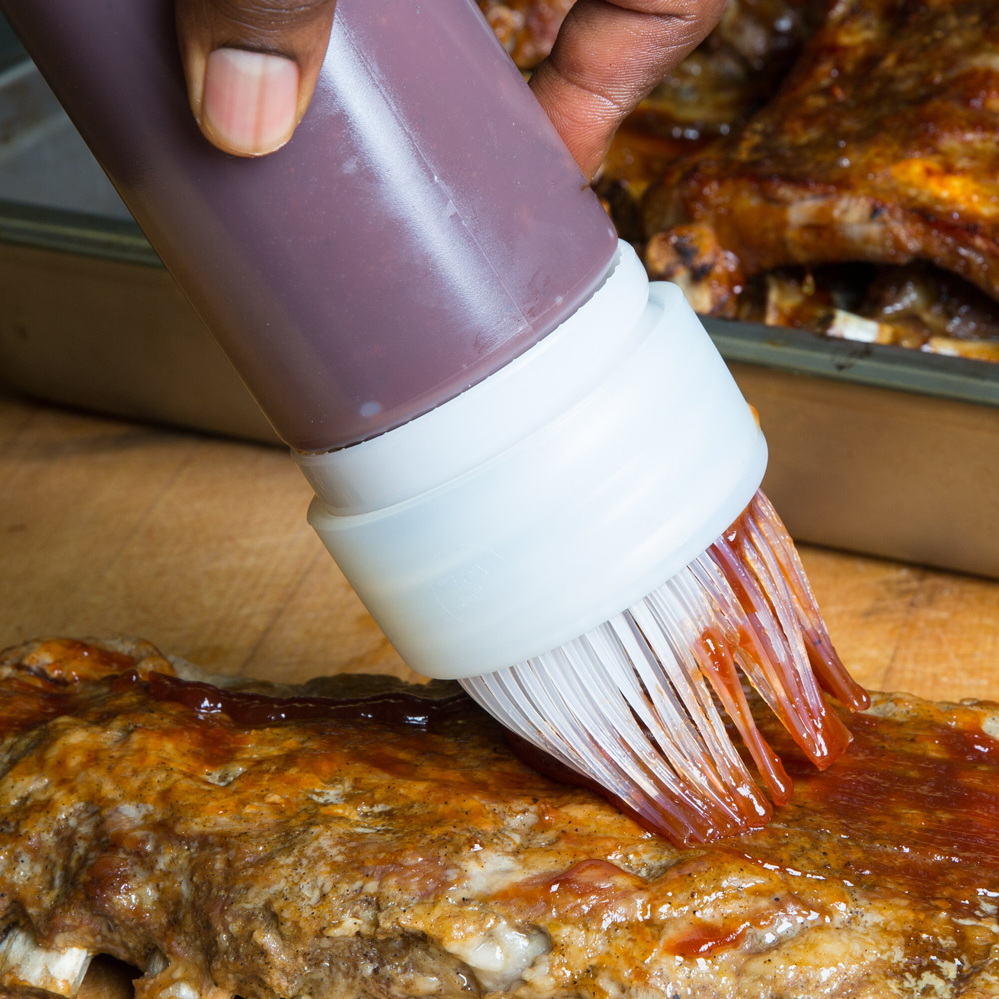 Tablecraft N20CBBQ 20 oz. Saferfood BBQ Basting Bottle with 3.25