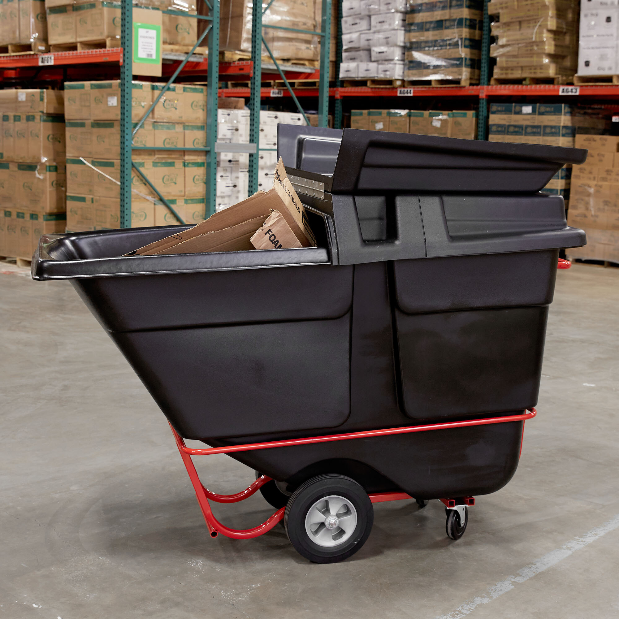 Rubbermaid 1 Cubic Yard Black Rotomolded Tilt Truck / Trash Cart with ...