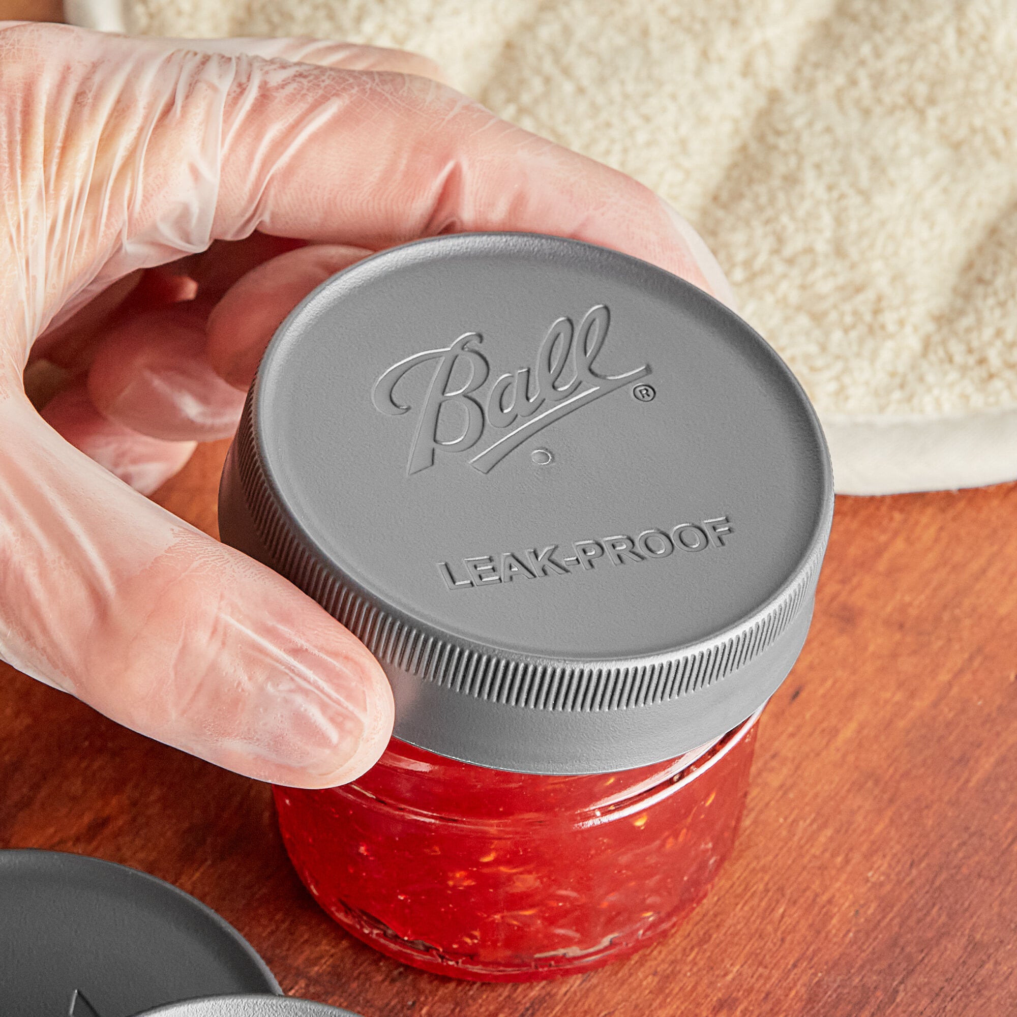 Ball 1440010812 Regular Mouth Black Plastic LeakProof Lids for Canning