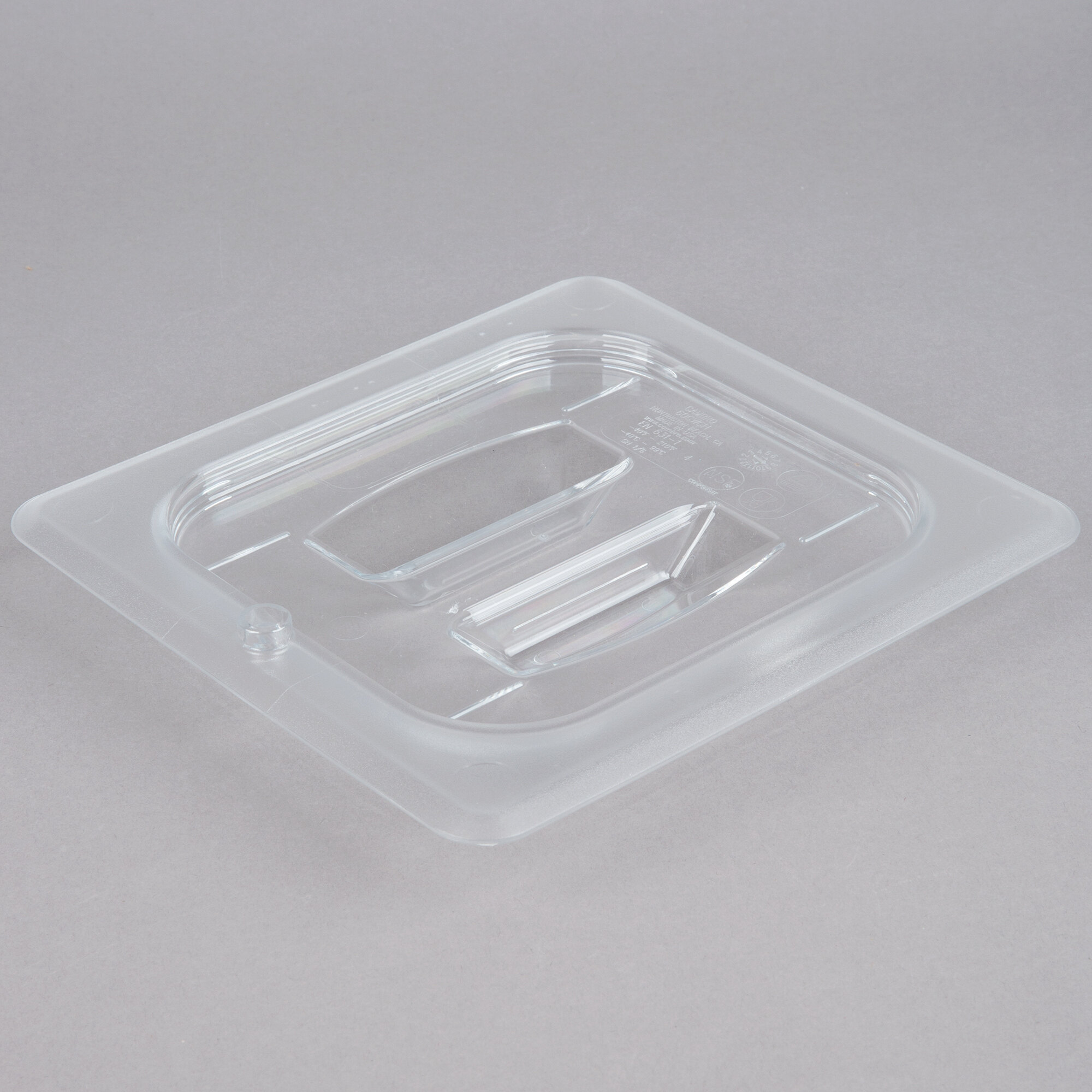 Cambro 60CWCH135 Camwear 1/6 Size Clear Polycarbonate Handled Lid