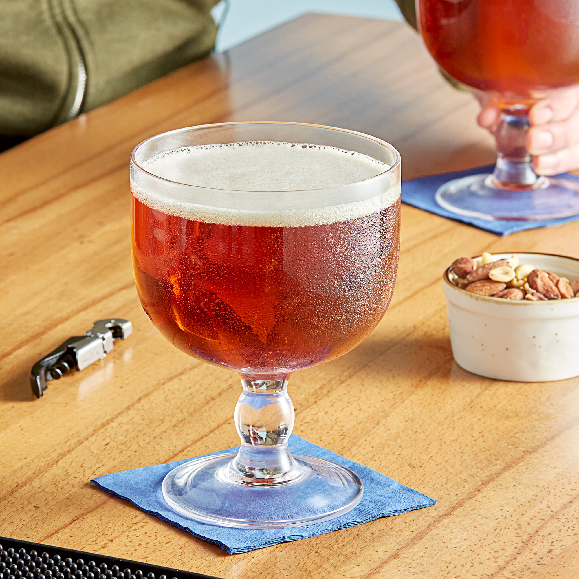 Acopa 32 oz. Giant Cocktail / Schooner Glass 6/Case