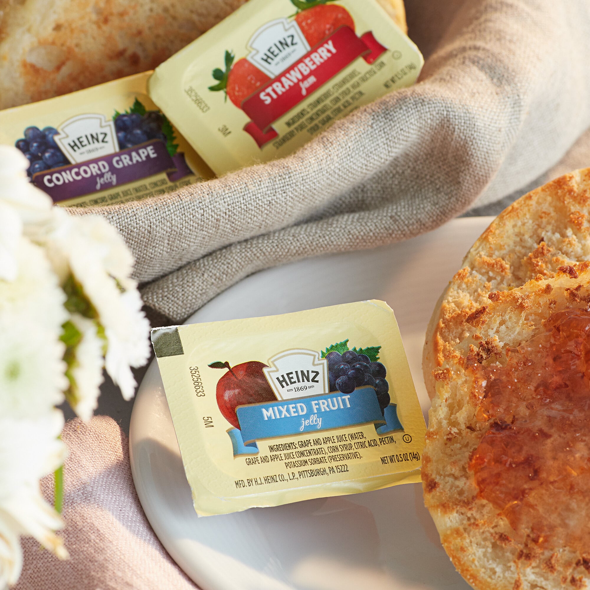 Heinz 0.5 oz. Assorted Jelly / Jam Portion Cups 200/Case