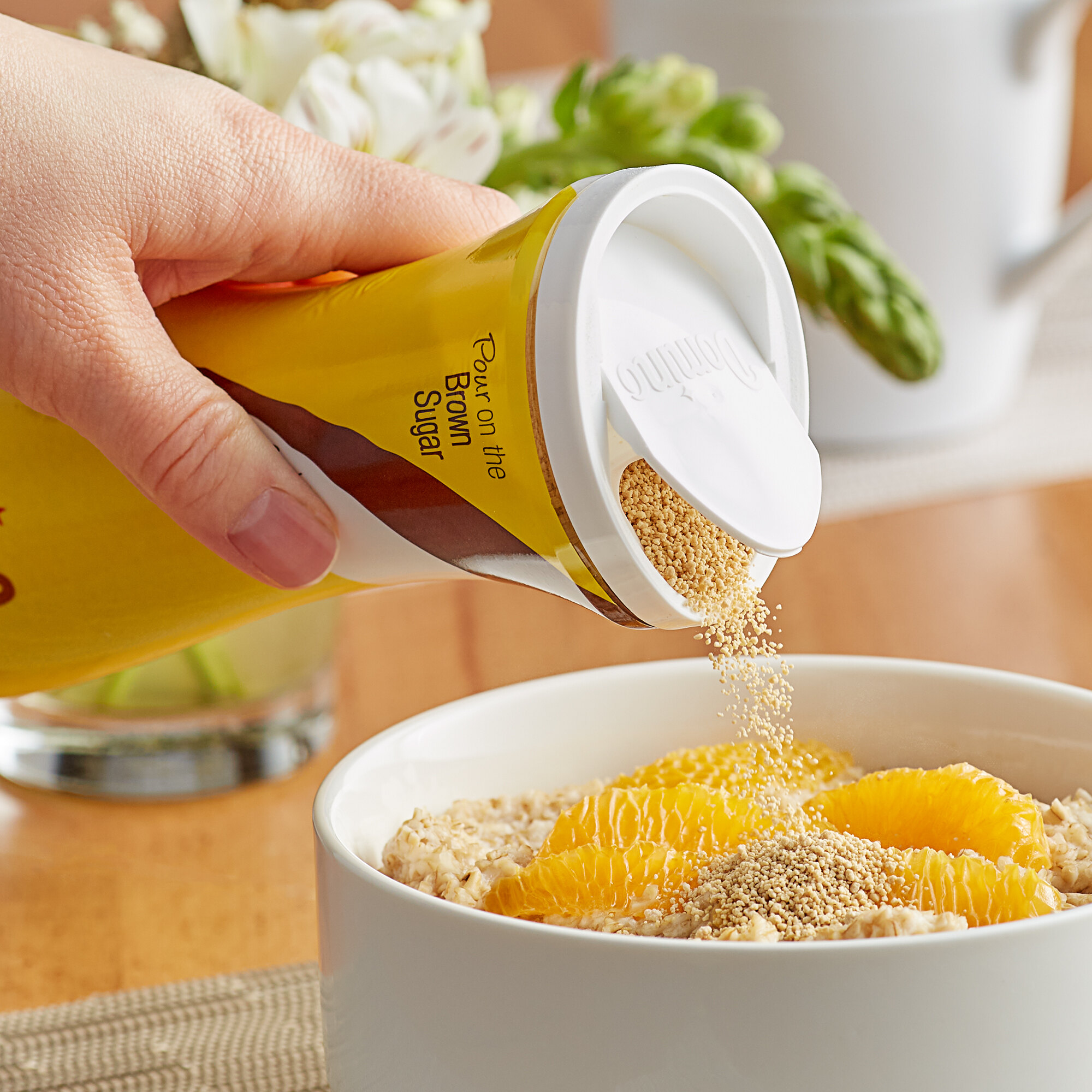 Domino 10 oz. Brown Sugar Pourable Flip-Top Canister