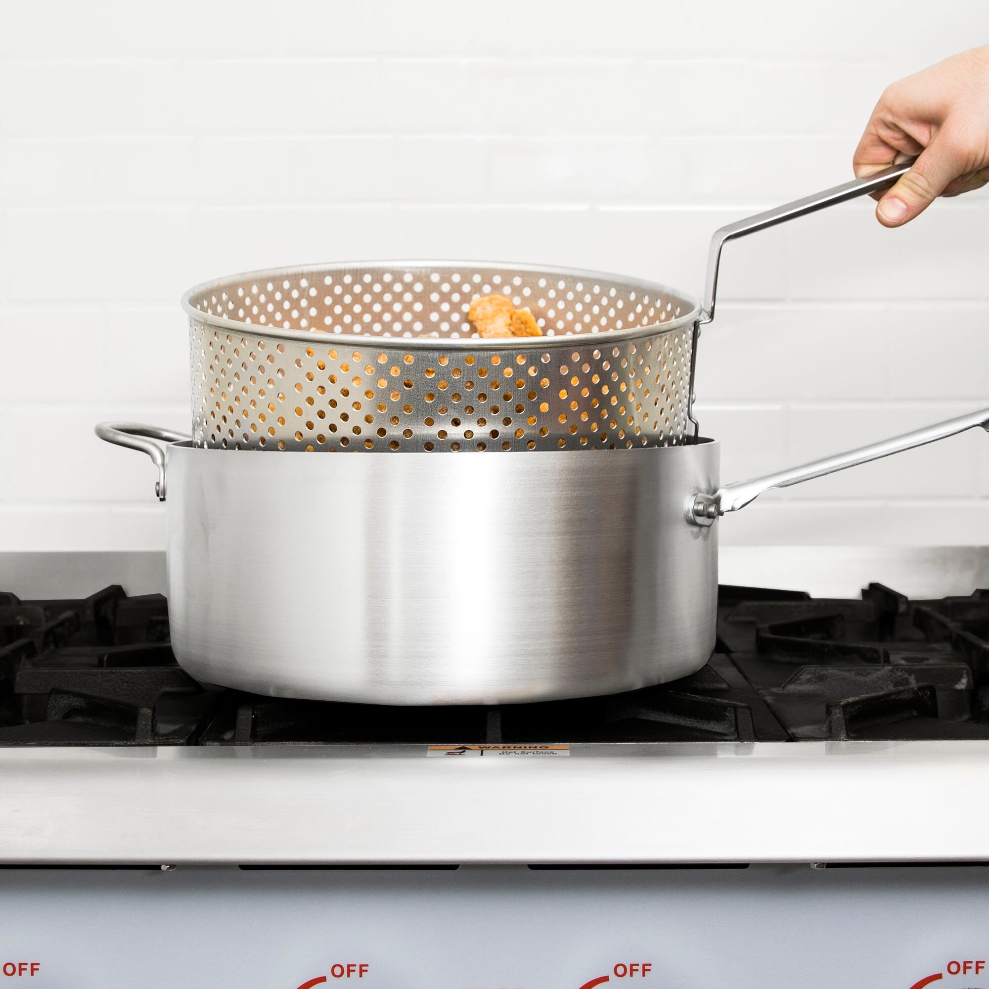 Vollrath 68227 Wear-ever 9 Qt. Heavy Duty Aluminum Fry Pot With Basket 