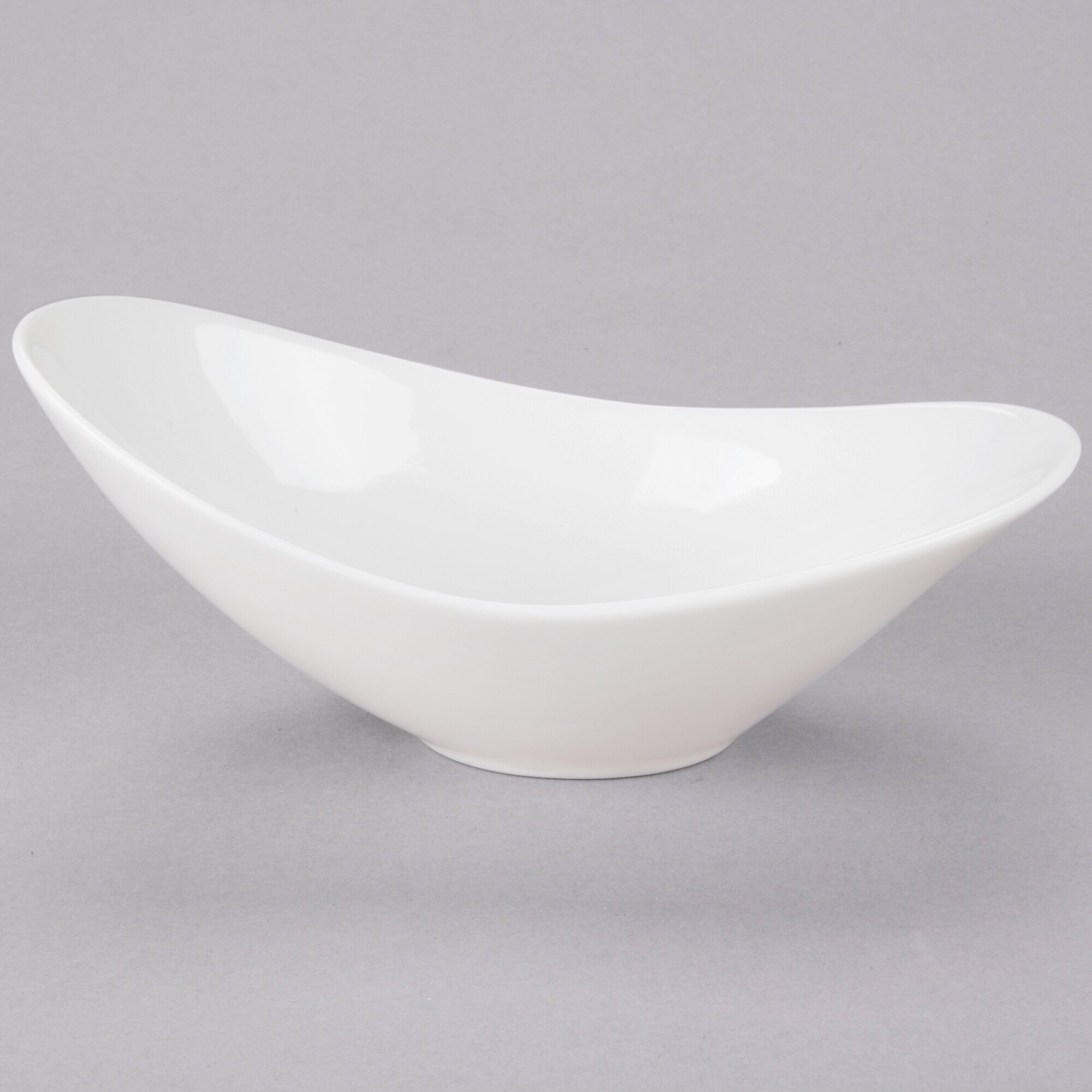 Arcoroc D3612 8.25 oz. Versatile White Long Oval Dessert Bowl by Arc ...