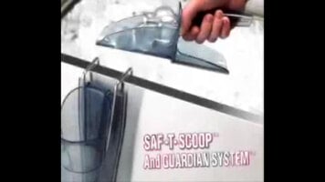 San Jamar SI5000 Saf-T-Ice Ice Scoop Holder with 6-10 oz. Ice Scoop