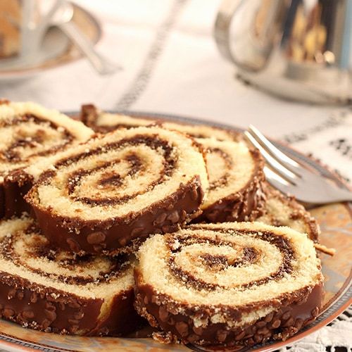 The Difference Between a Cookie Sheet, Half Sheet Pan, Quarter Sheet Pan,  and Jelly Roll Pan