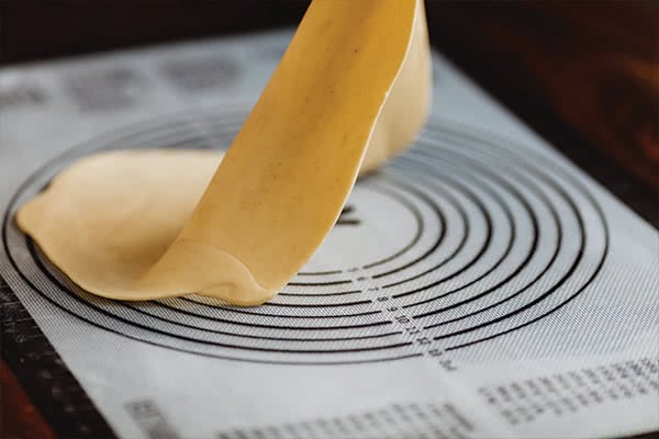 How to Clean a Silicone Baking Mat