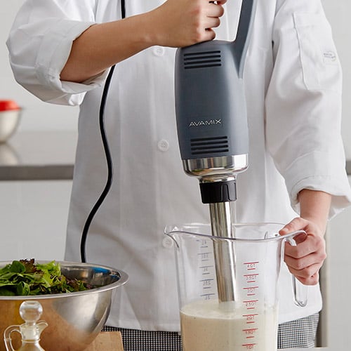 Food Processor vs. Blender: What's the Difference?