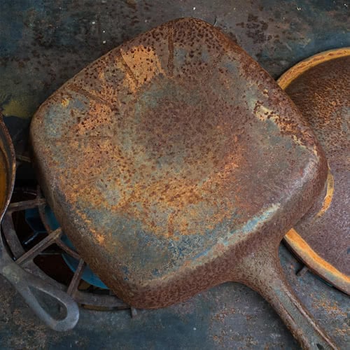 seasoned cast iron pan going in oven