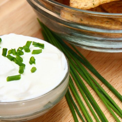 Sour Cream vs Crème Fraîche: What's the Difference?