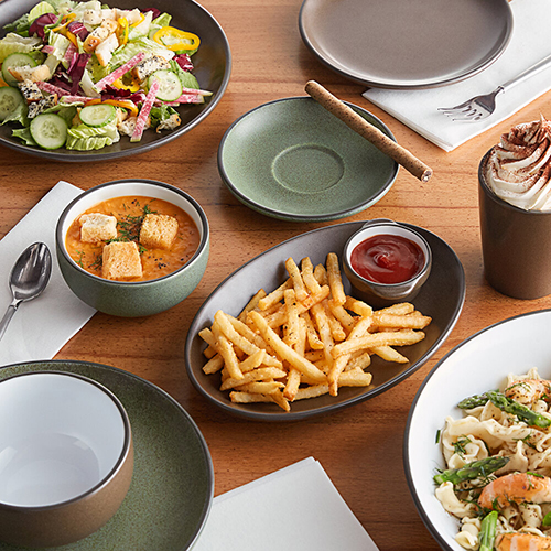 stoneware dishes at restaurant