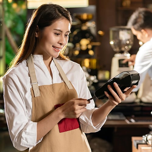 barista charging a credit card